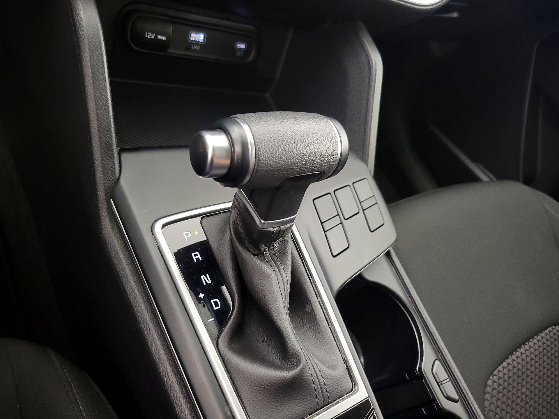 Thumbnail: 2023 Kia Sportage - 17