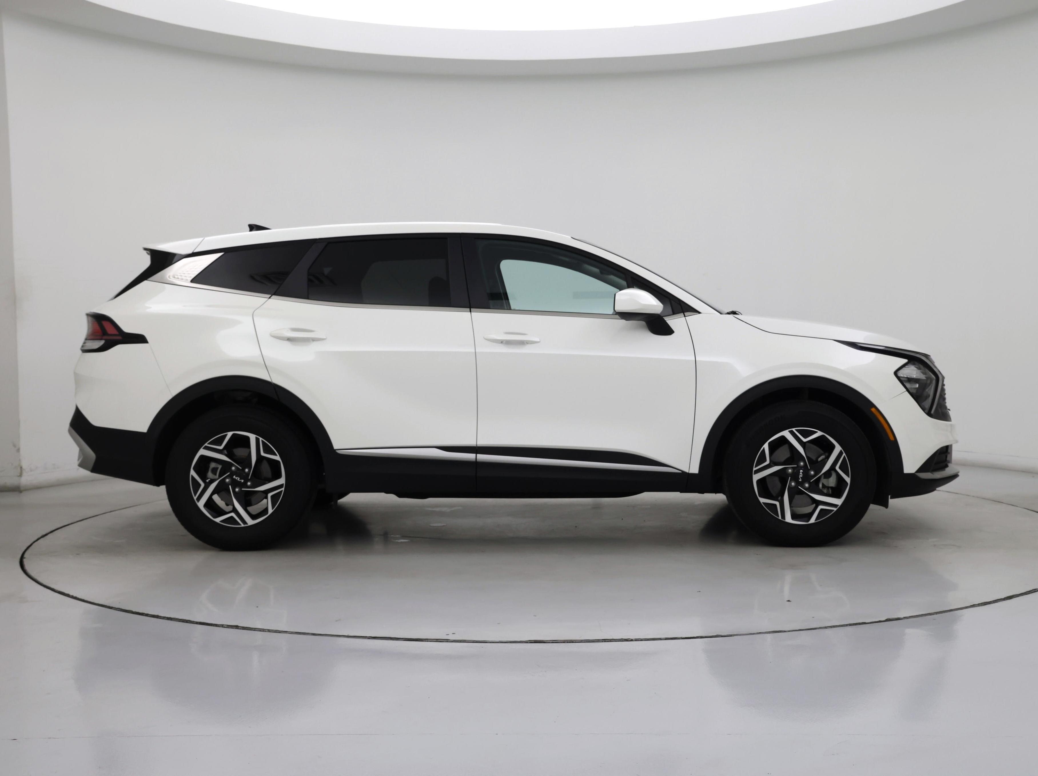 Thumbnail: 2023 Kia Sportage - 7