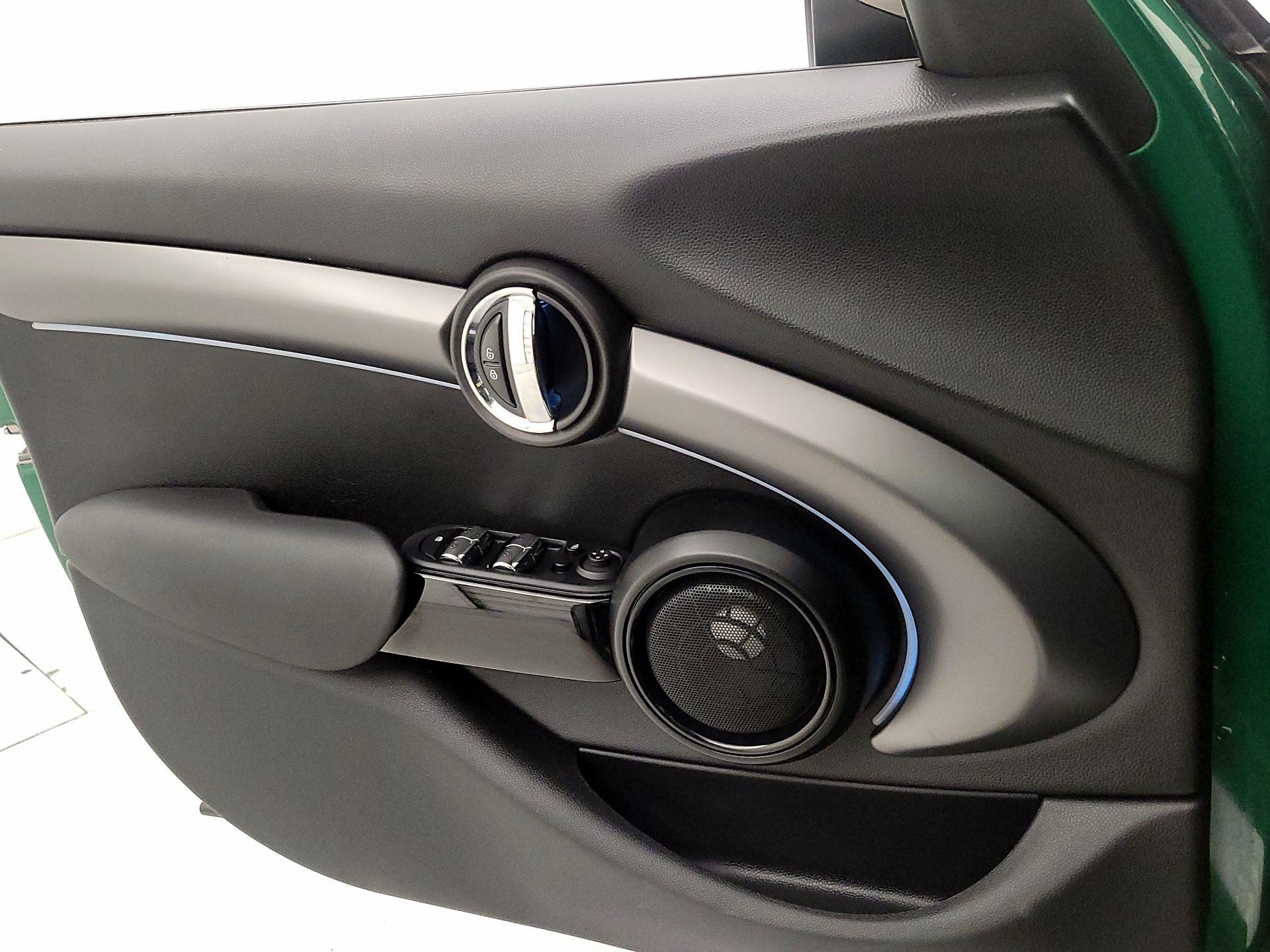 Thumbnail: 2024 MINI Cooper Hardtop - 12