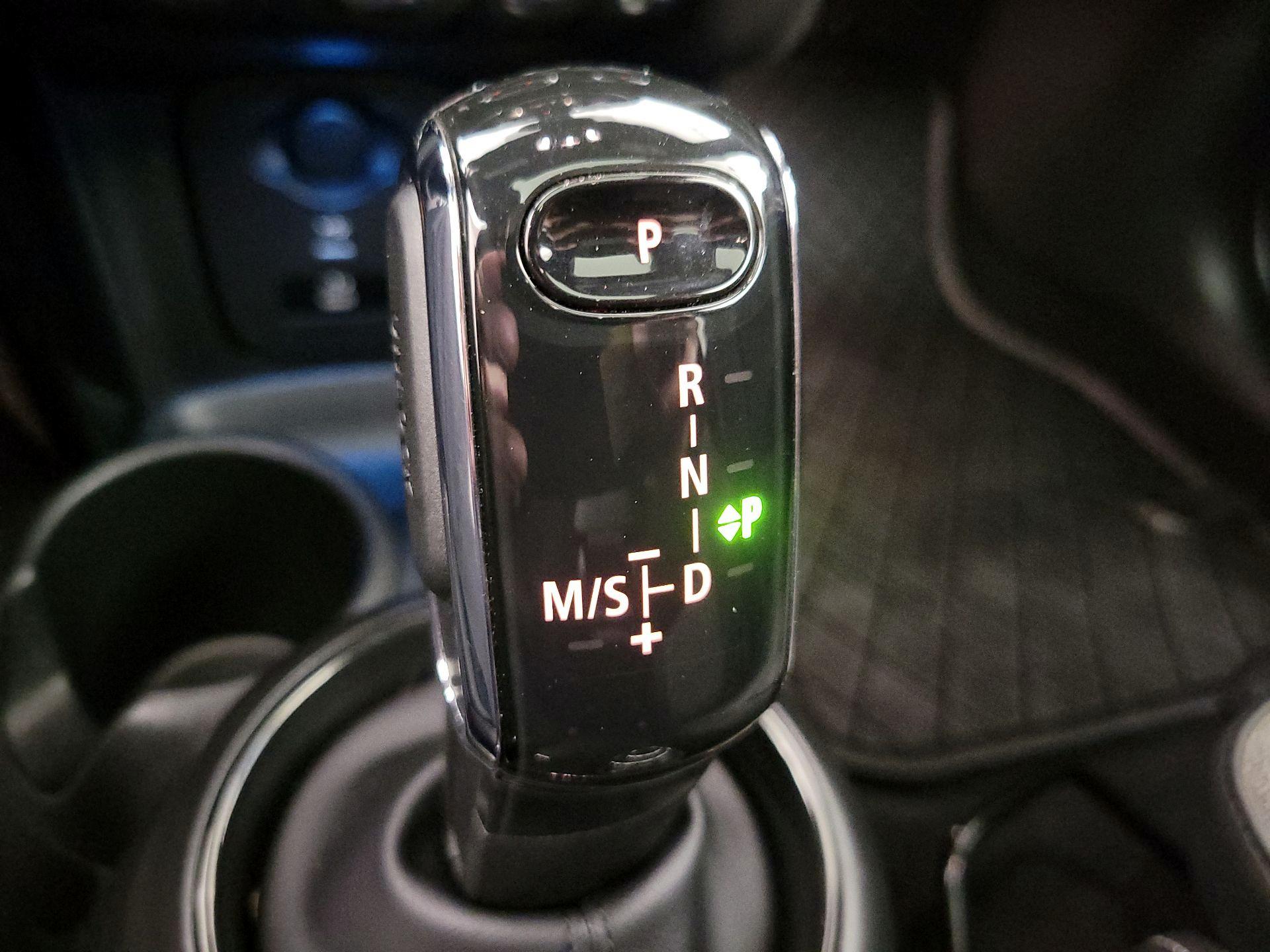 Thumbnail: 2024 MINI Cooper Hardtop - 17