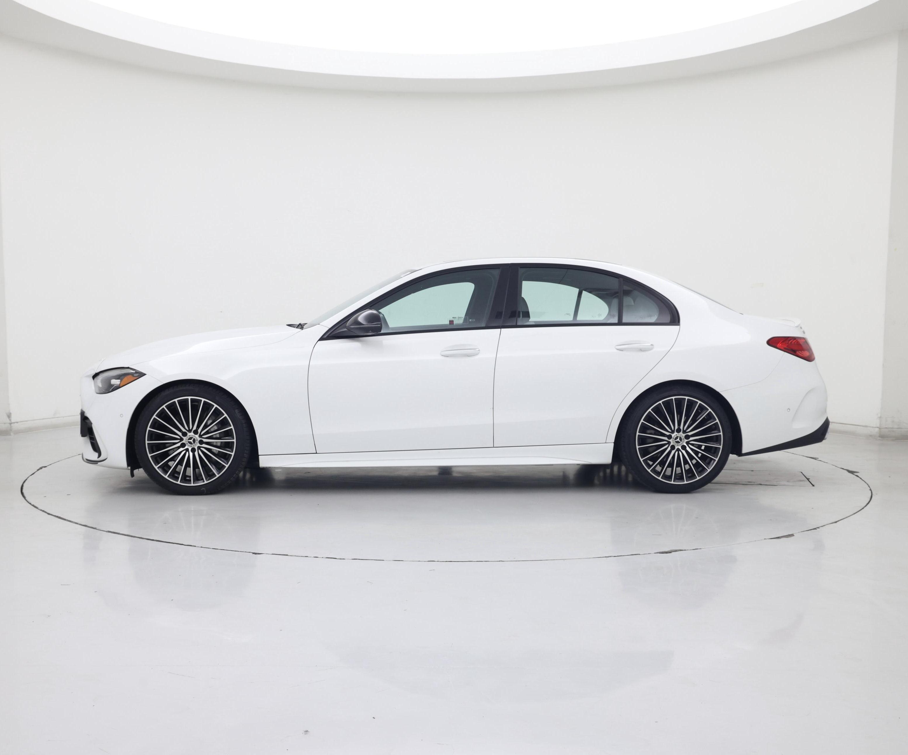 Thumbnail: 2022 Mercedes-Benz C-Class - 3