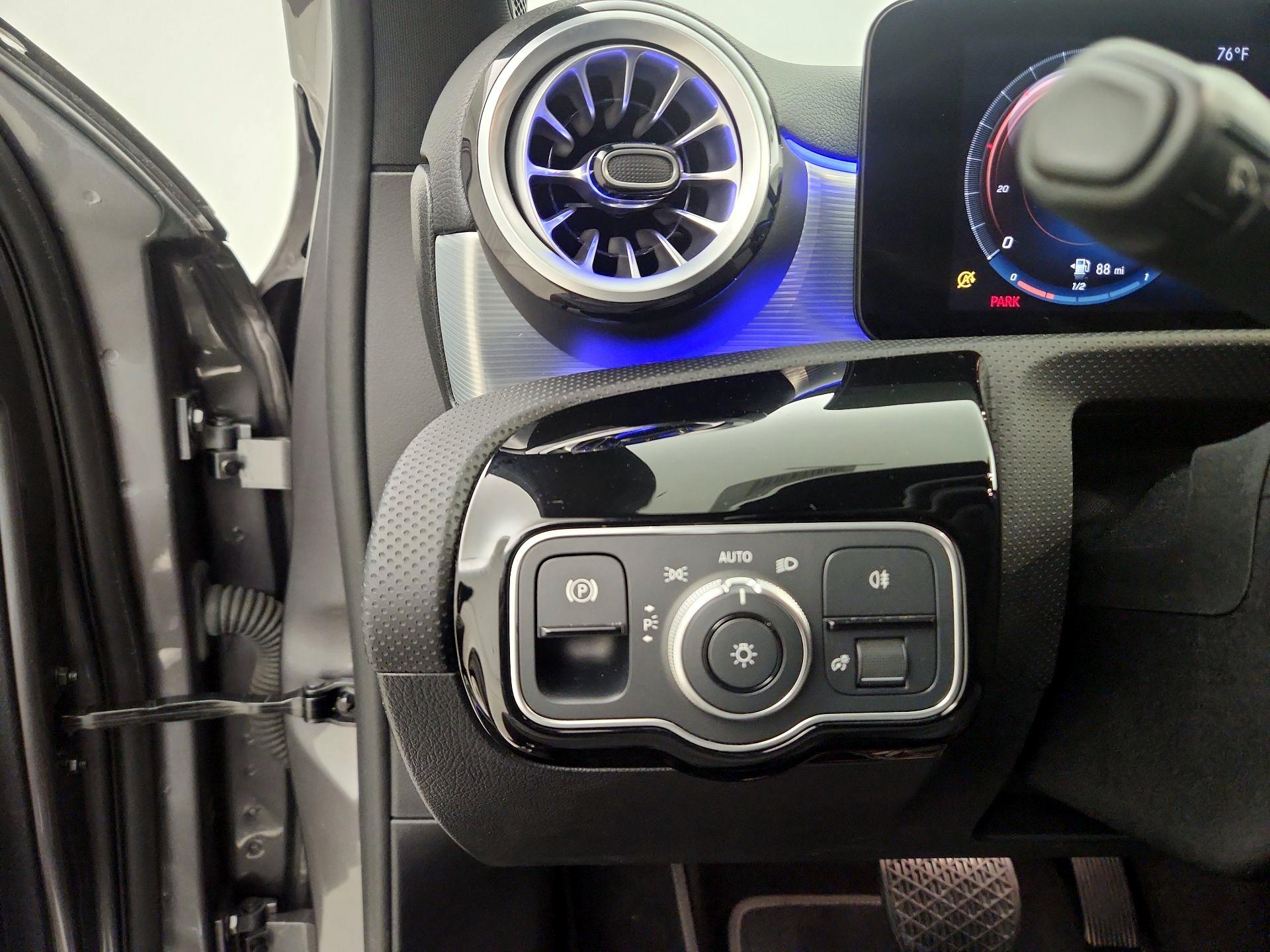 Thumbnail: 2022 Mercedes-Benz A-Class - 13