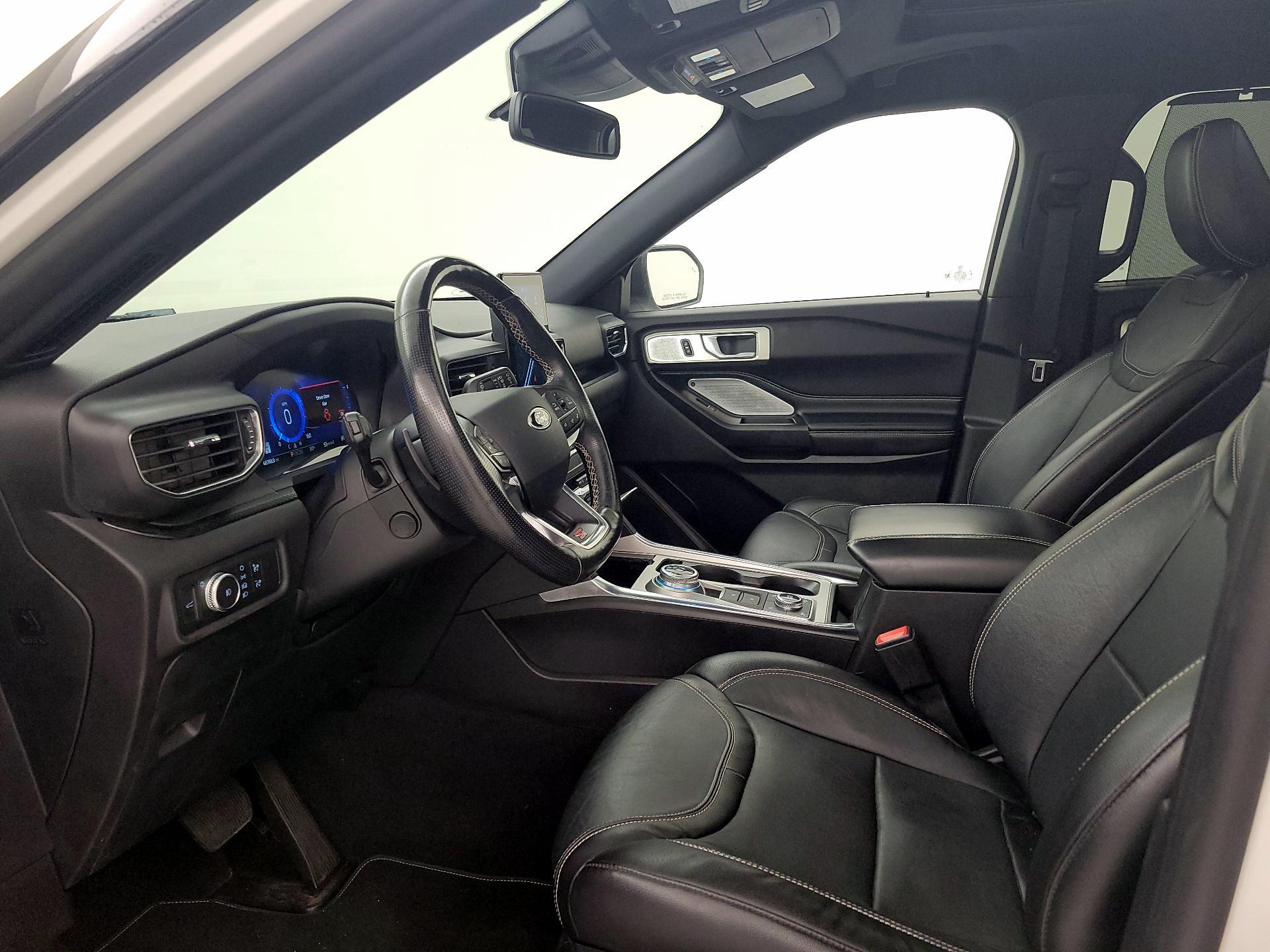 Thumbnail: 2020 Ford Explorer - 11