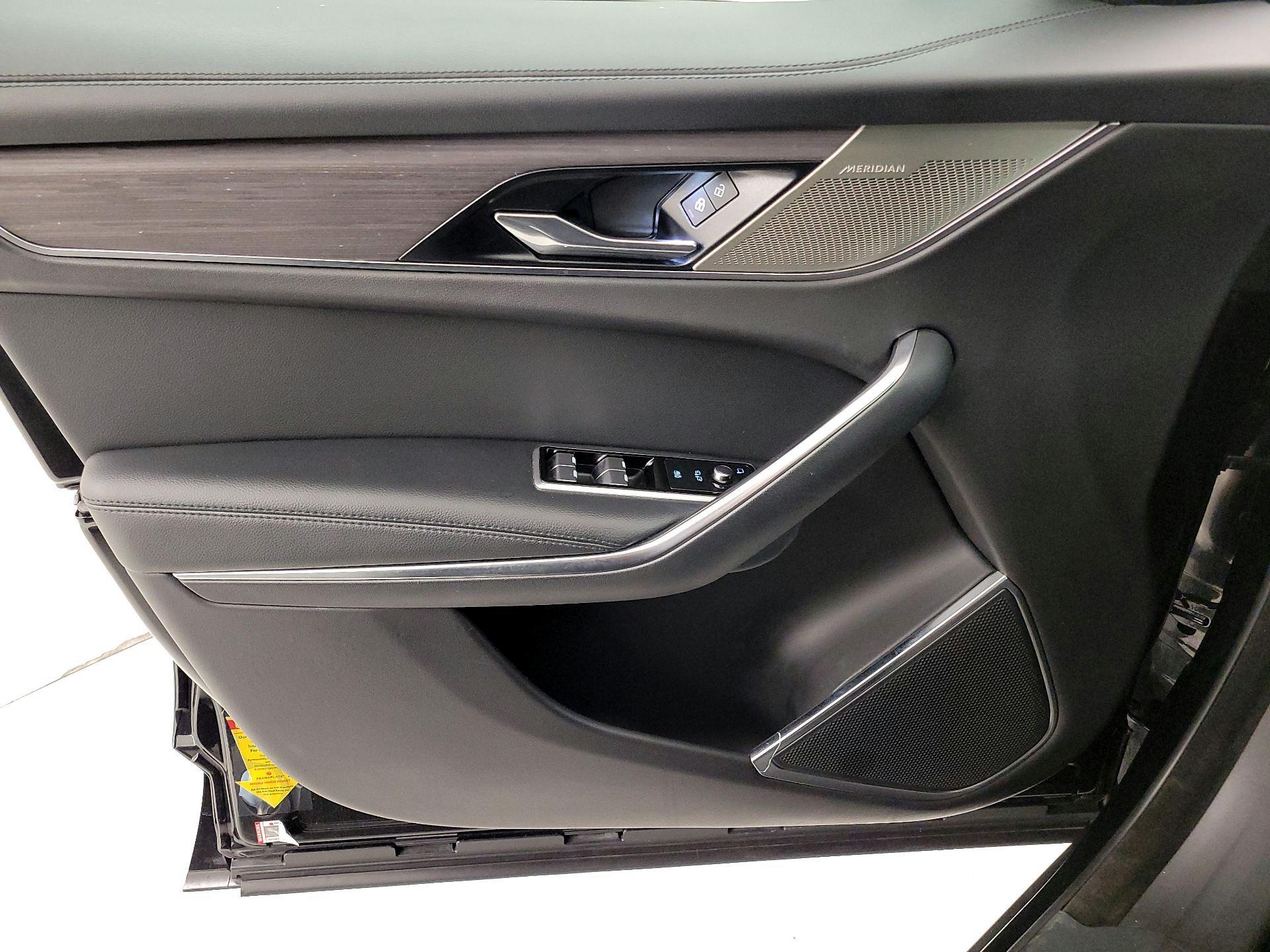 Thumbnail: 2022 Jaguar F-Pace - 12