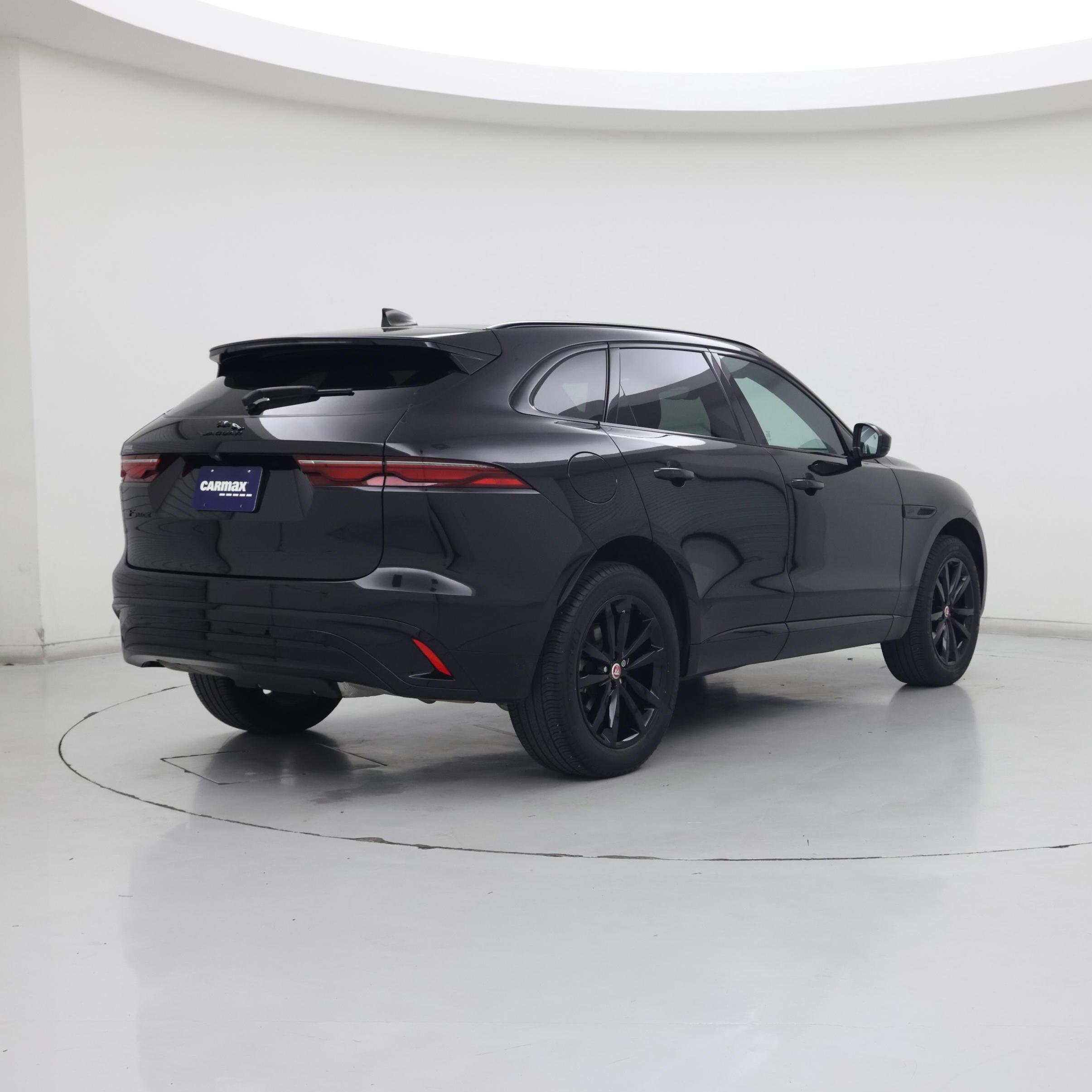 Thumbnail: 2022 Jaguar F-Pace - 8