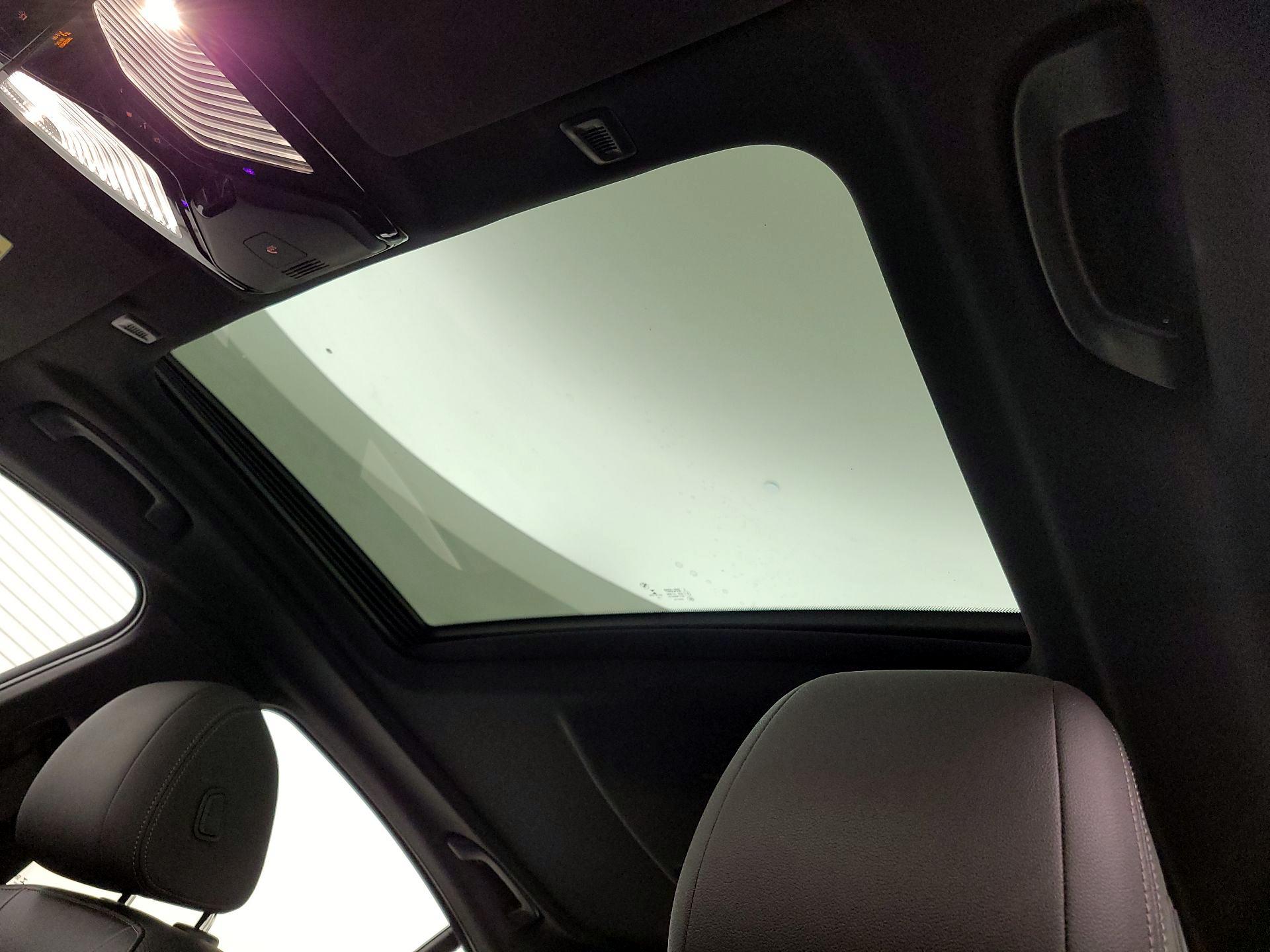 Thumbnail: 2022 BMW 5 Series - 20