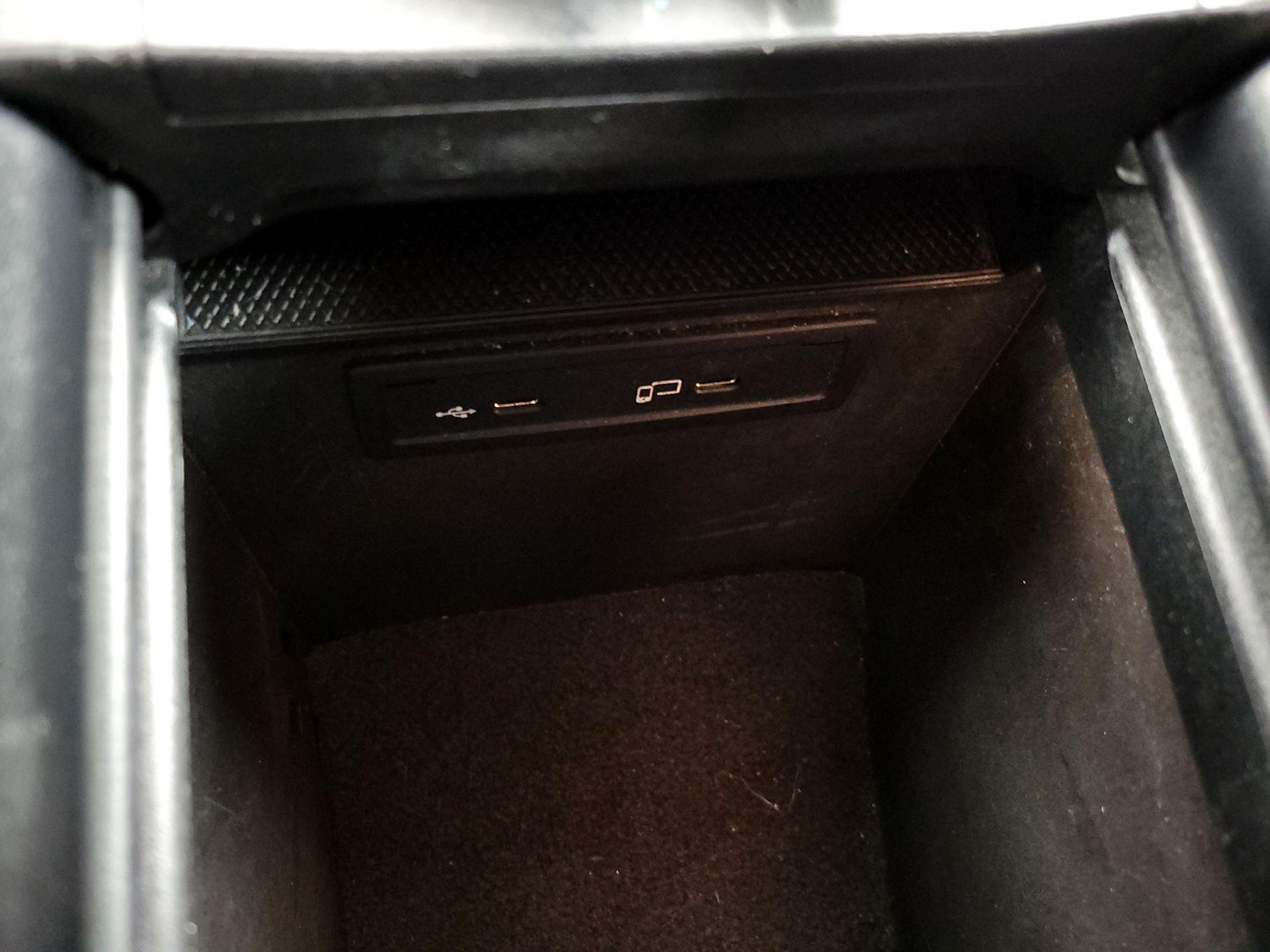 Thumbnail: 2022 Mercedes-Benz GLC - 18