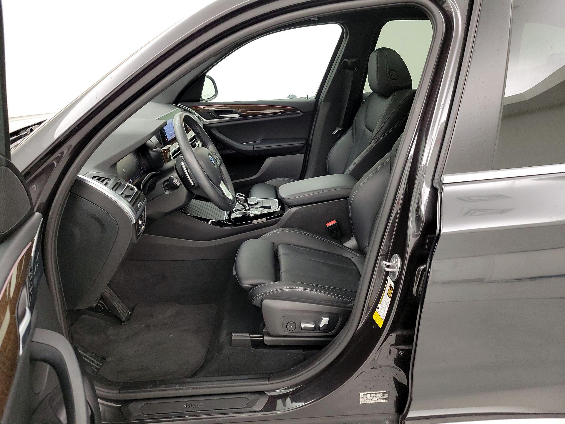 Thumbnail: 2023 BMW X3 - 11