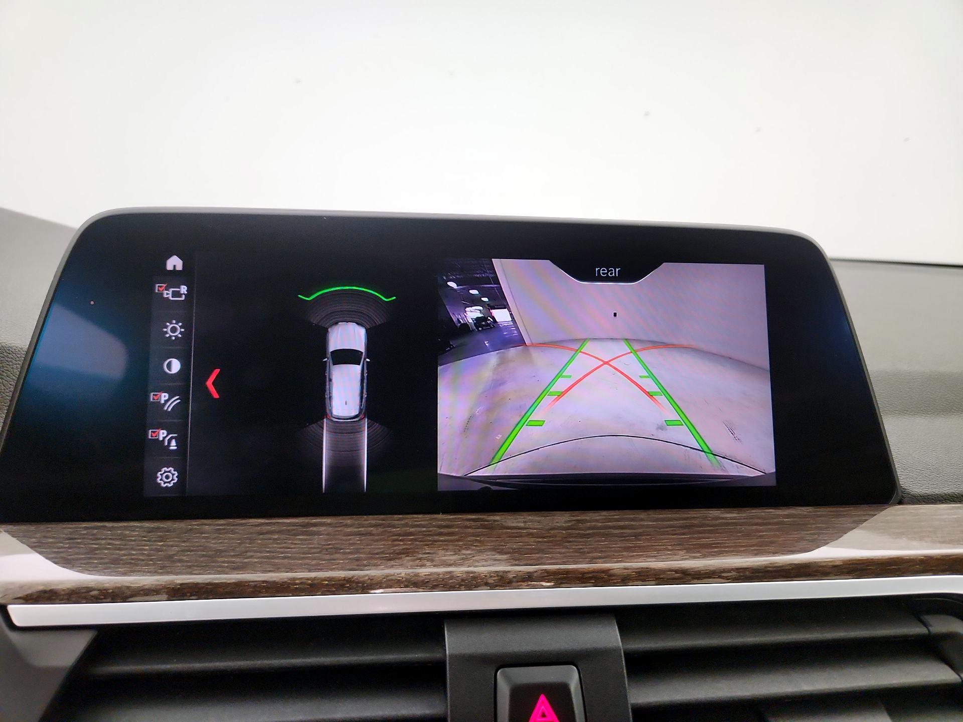 Thumbnail: 2021 BMW X3 - 15