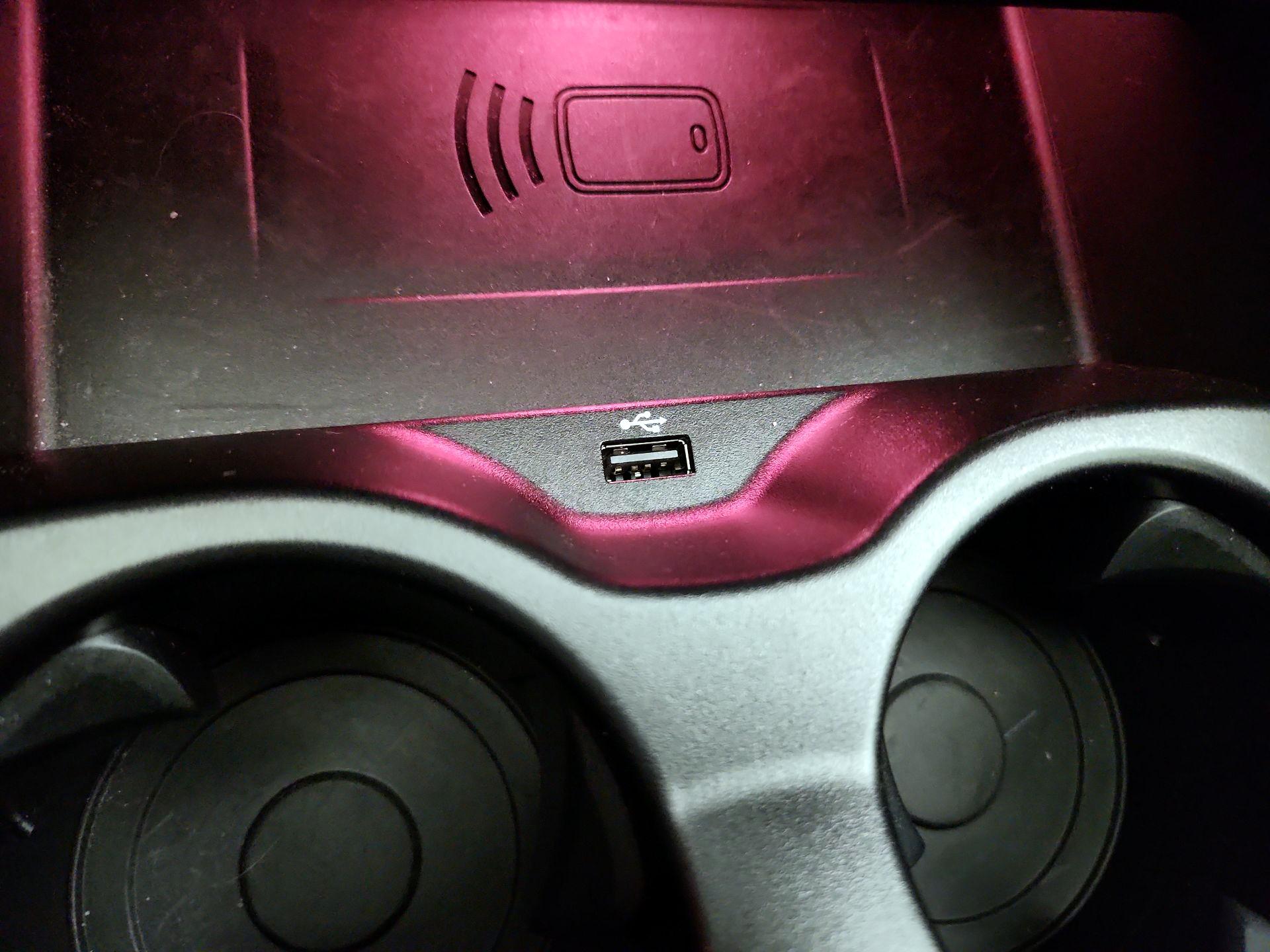 Thumbnail: 2023 BMW 5 Series - 19