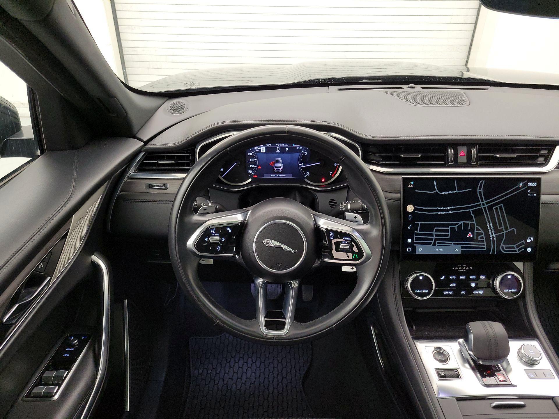 Thumbnail: 2022 Jaguar F-Pace - 10