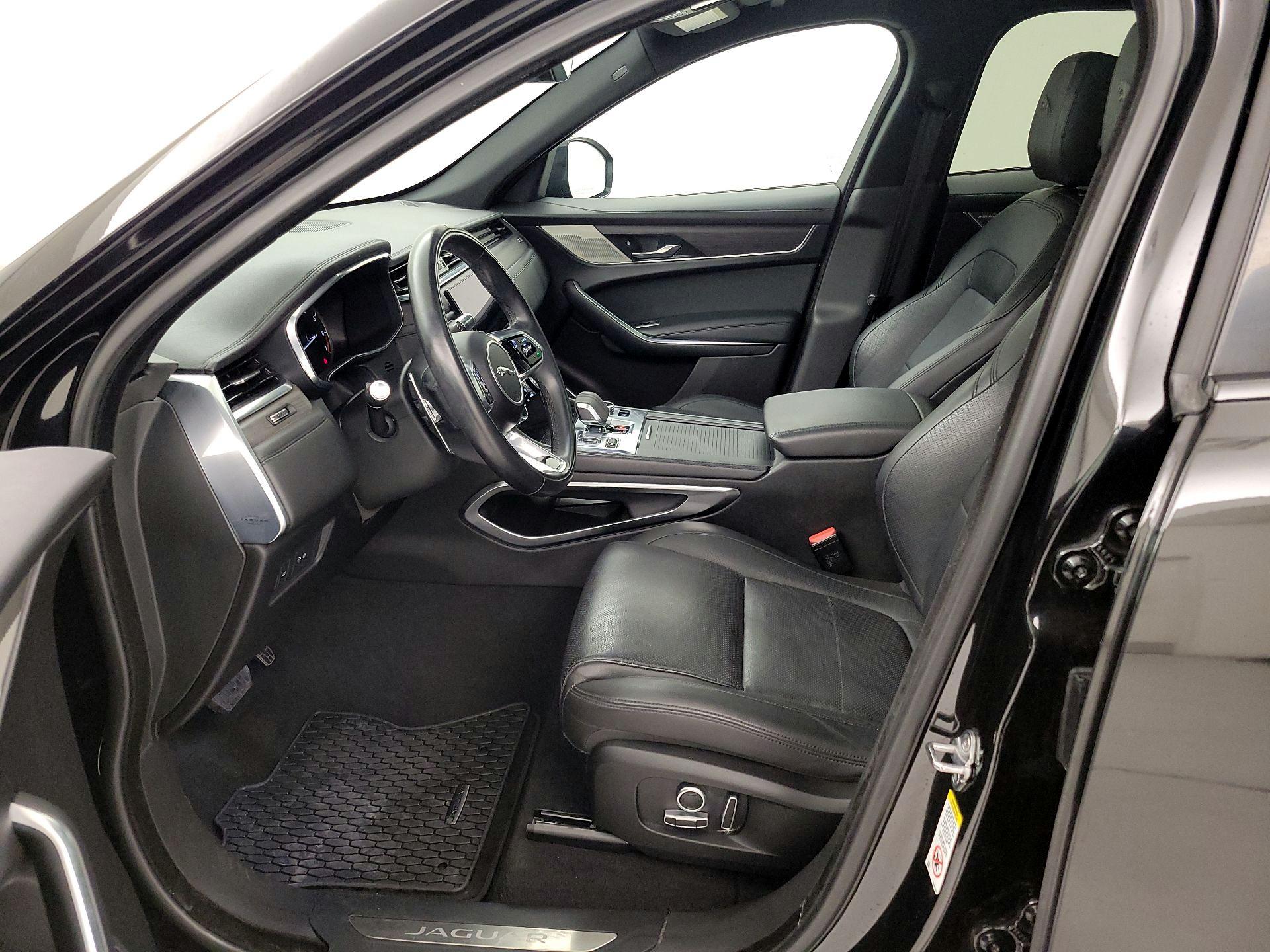 Thumbnail: 2022 Jaguar F-Pace - 11