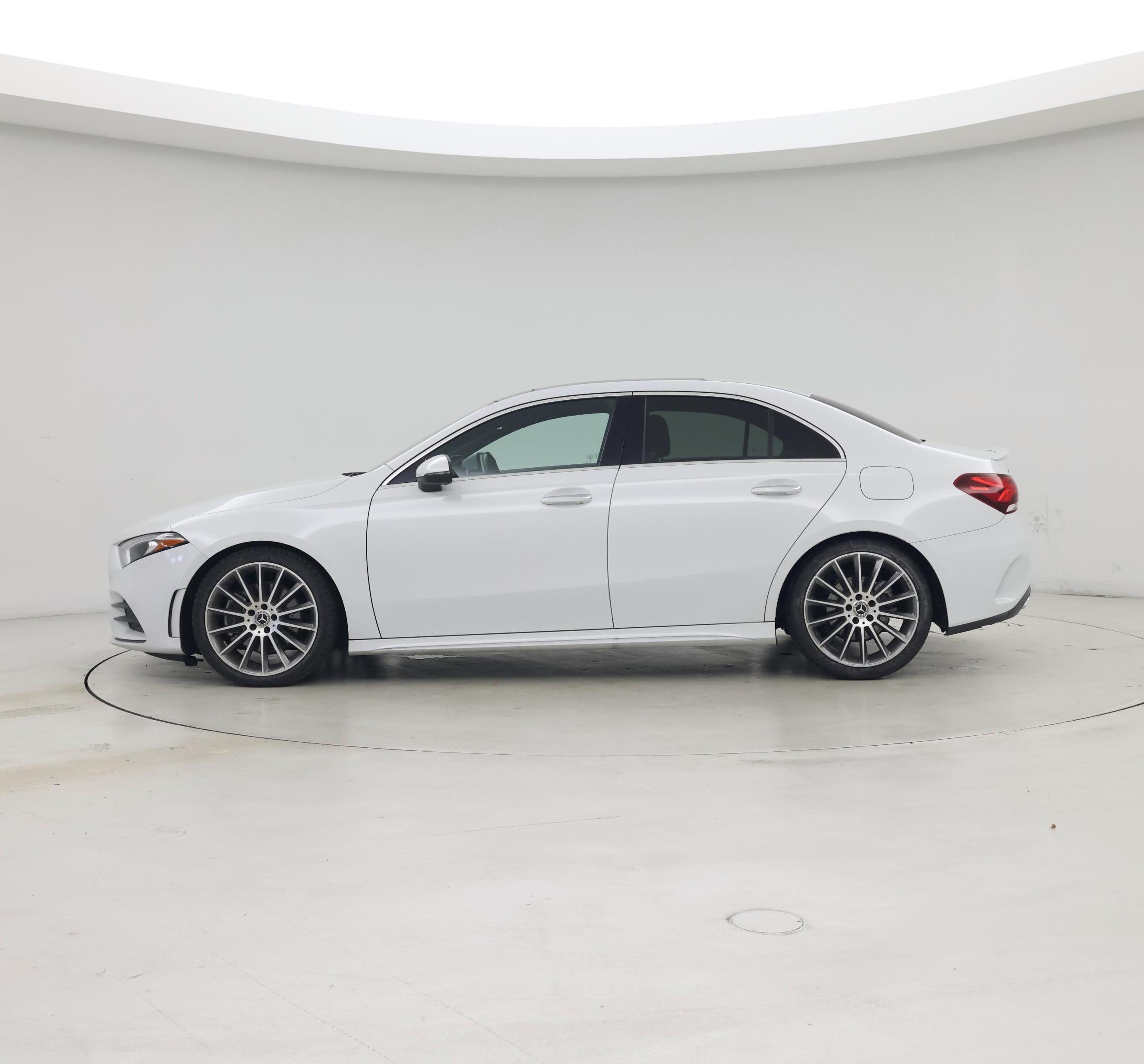 Thumbnail: 2020 Mercedes-Benz A-Class - 3