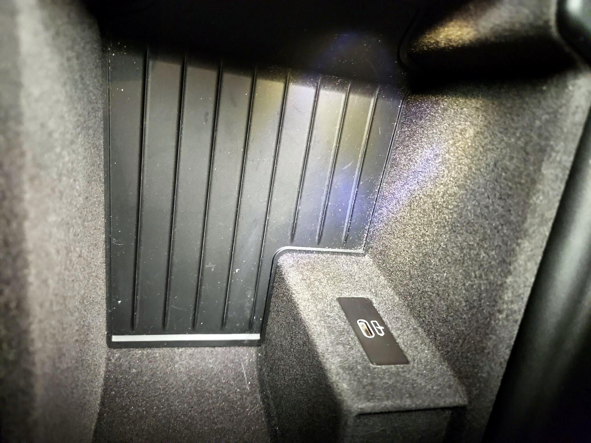 Thumbnail: 2023 BMW 5 Series - 19