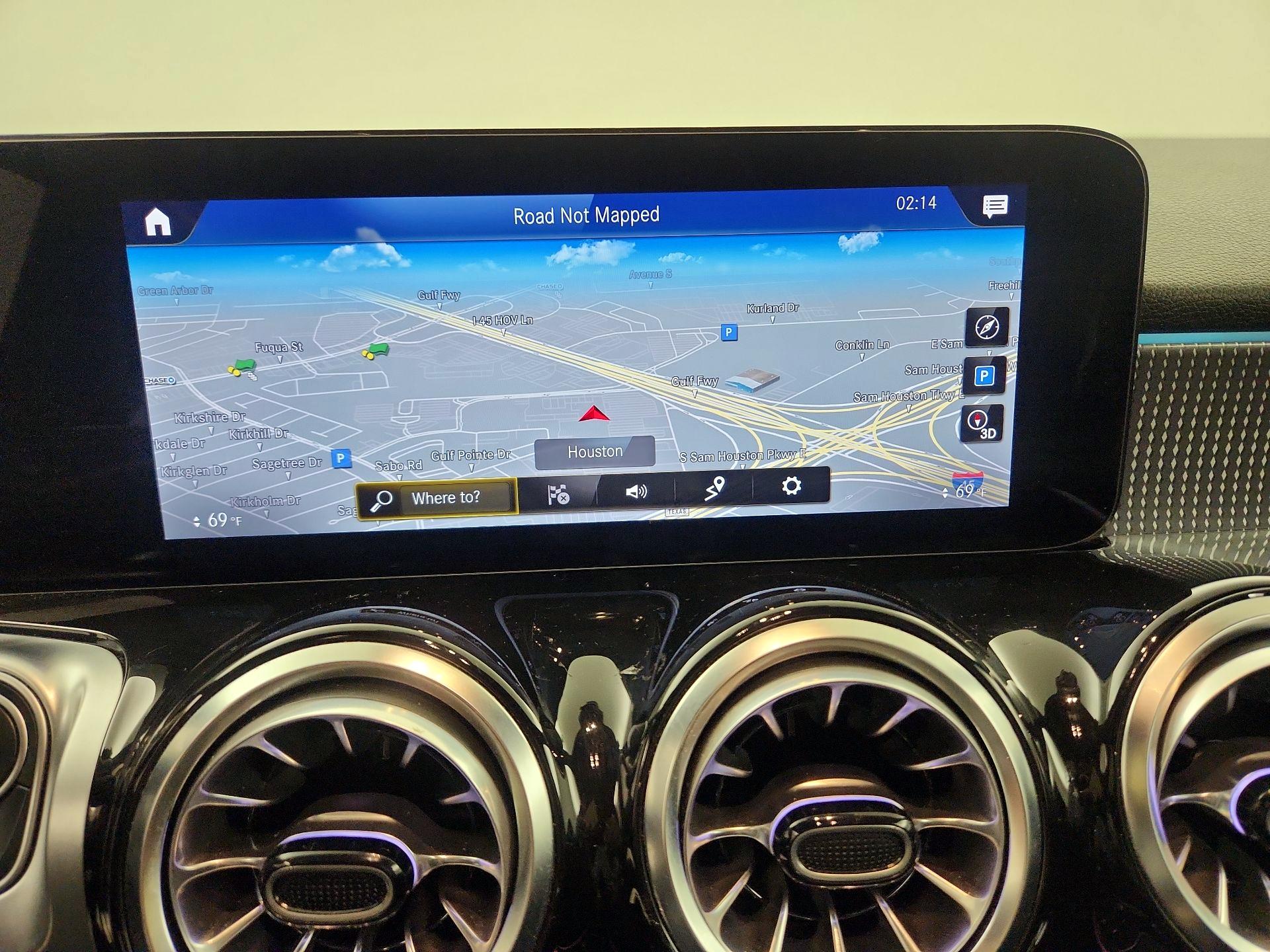 Thumbnail: 2022 Mercedes-Benz GLB - 14