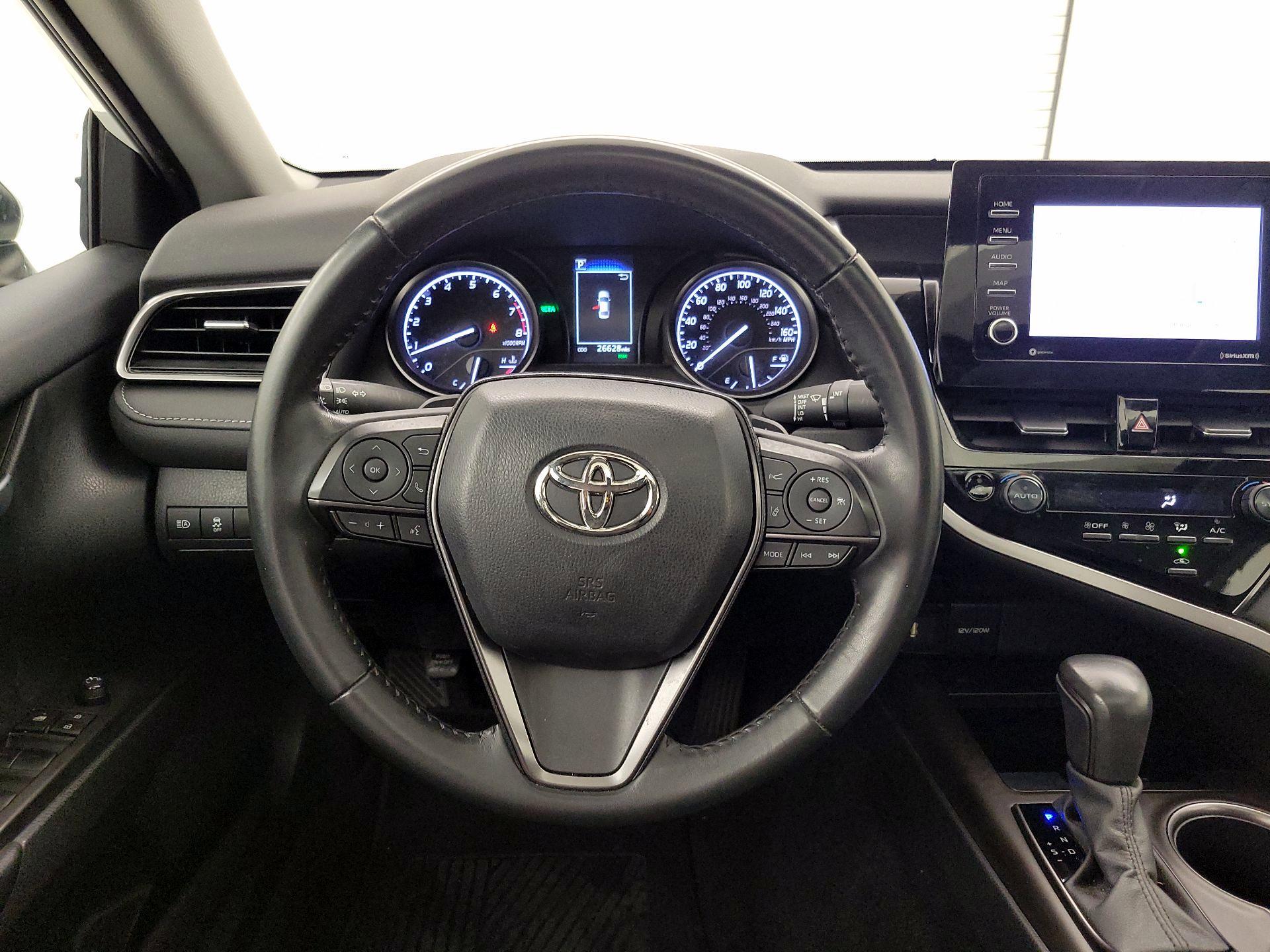 Thumbnail: 2023 Toyota Camry - 10