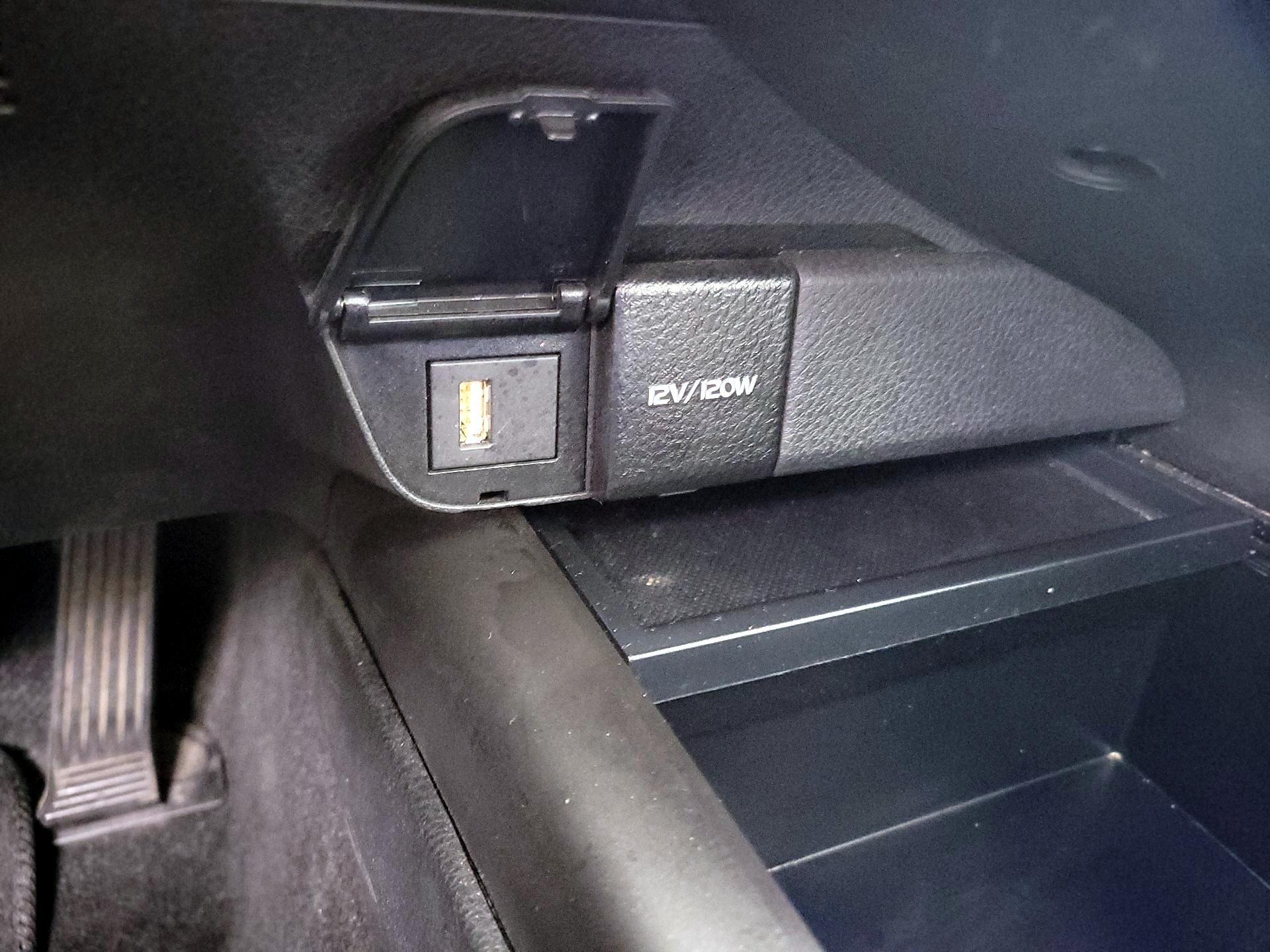 Thumbnail: 2023 Toyota Camry - 18