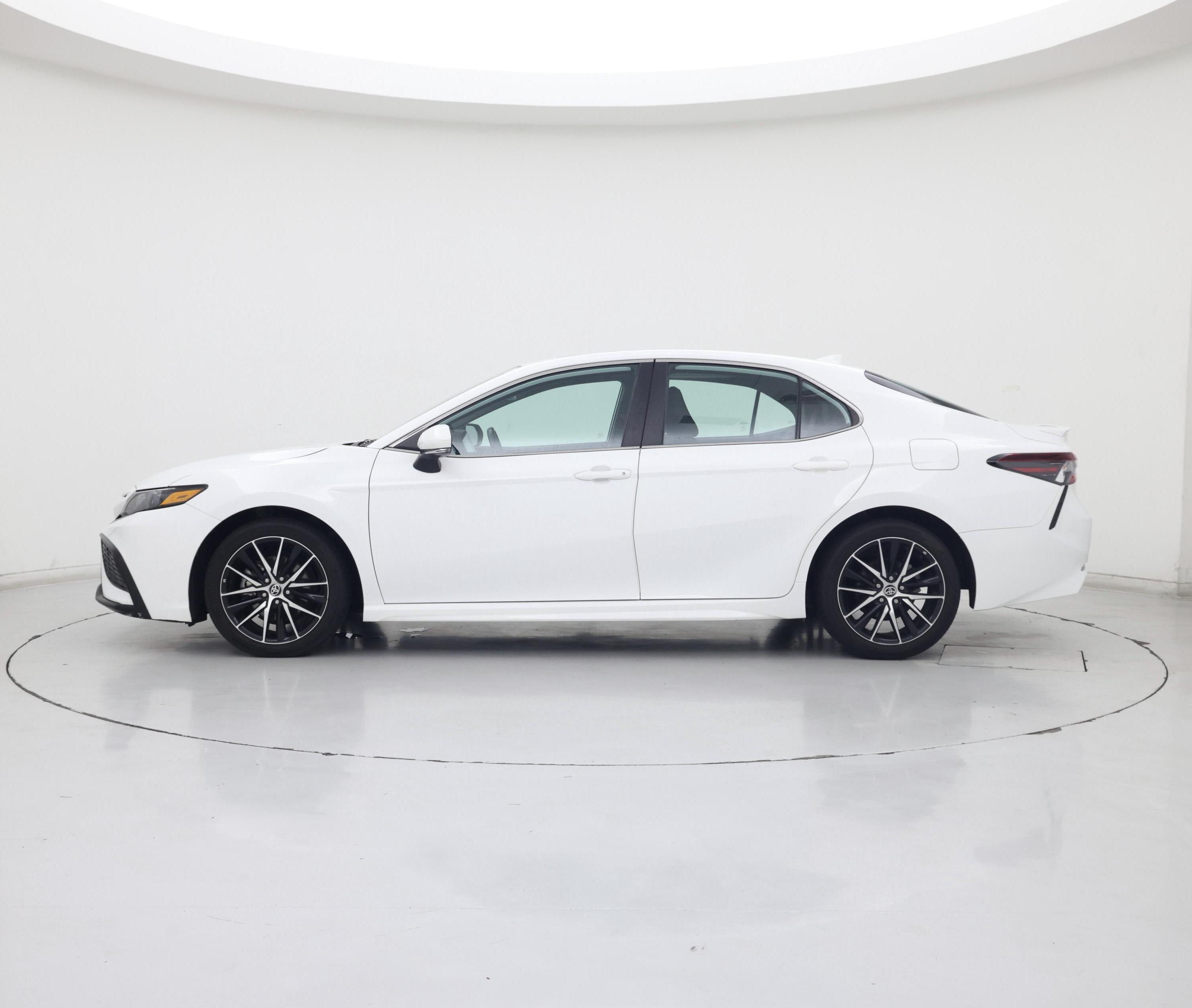 Thumbnail: 2023 Toyota Camry - 3