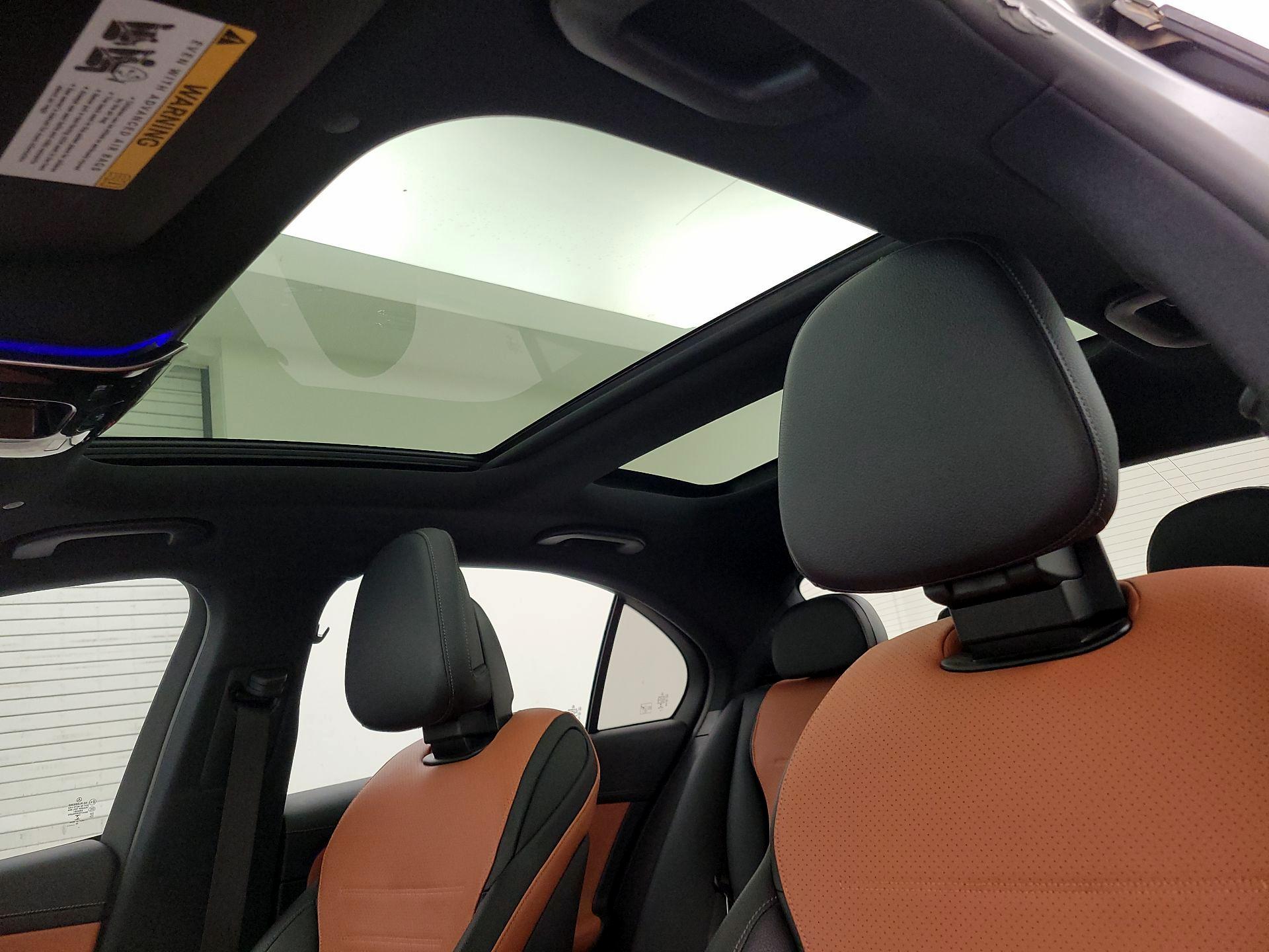 Thumbnail: 2023 Mercedes-Benz C-Class - 19