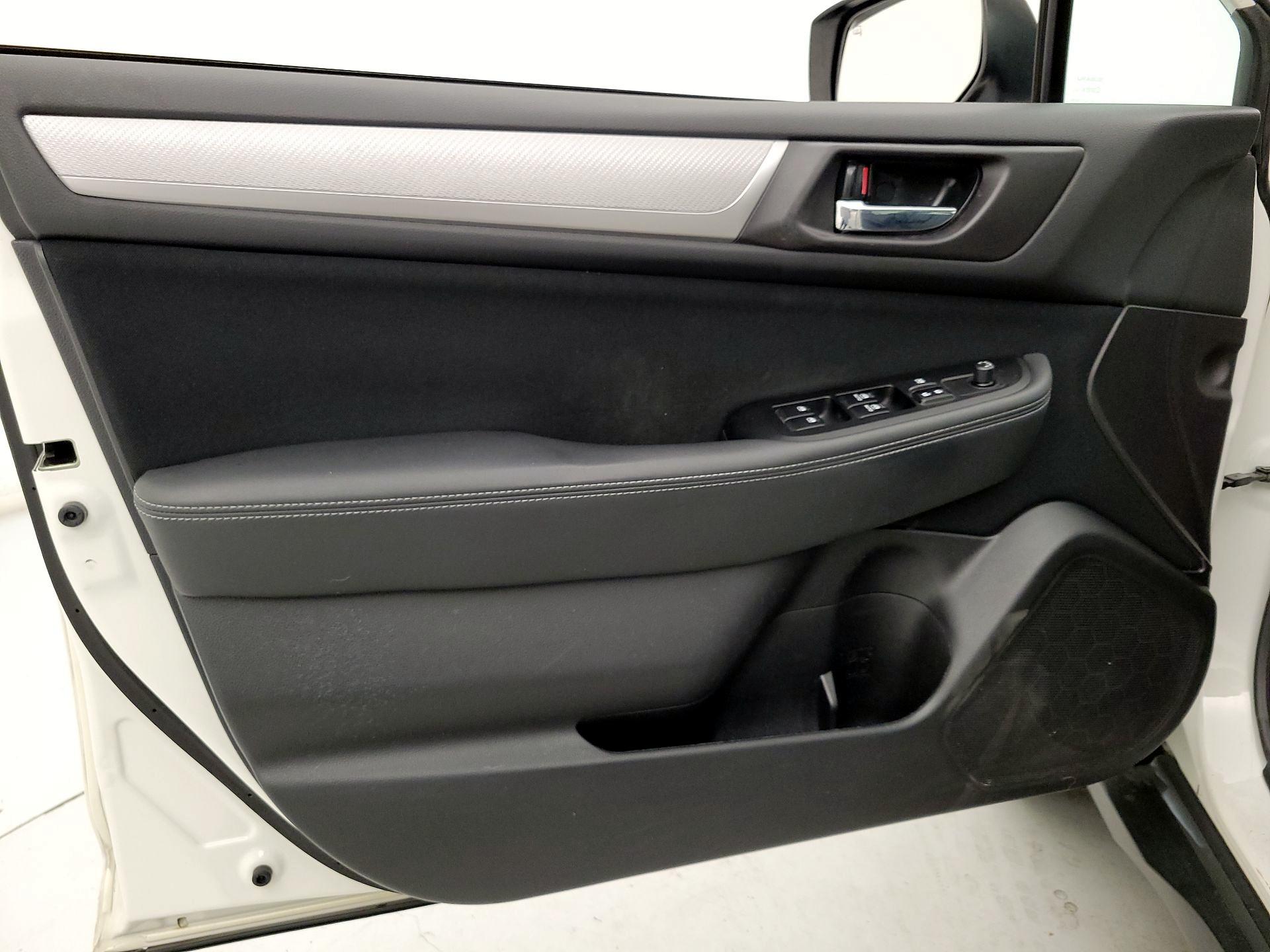 Thumbnail: 2017 Subaru Outback - 12