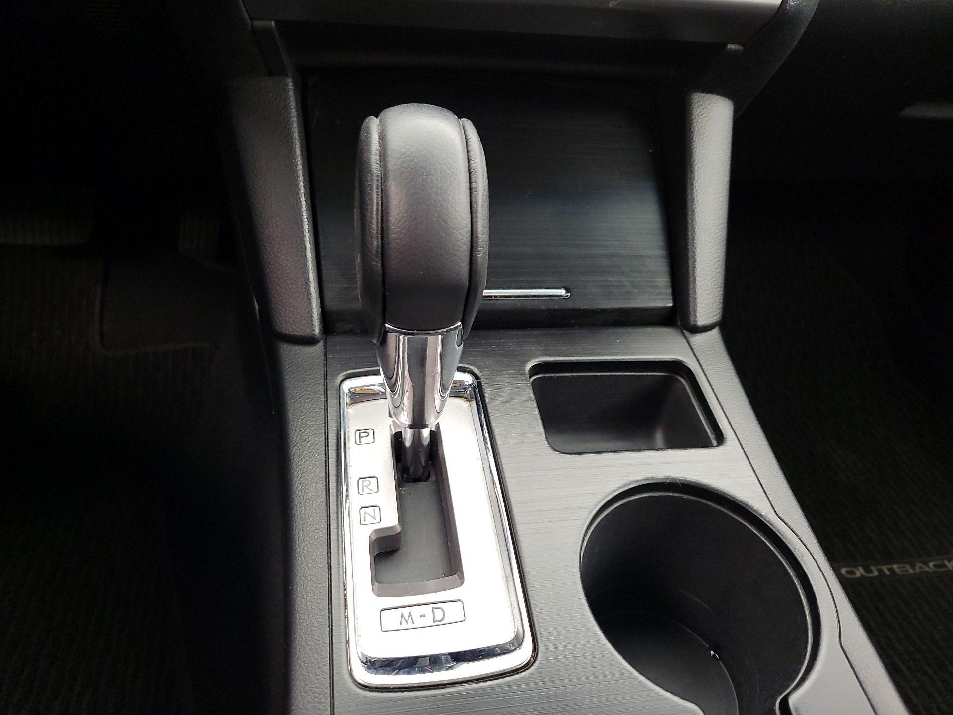 Thumbnail: 2017 Subaru Outback - 17