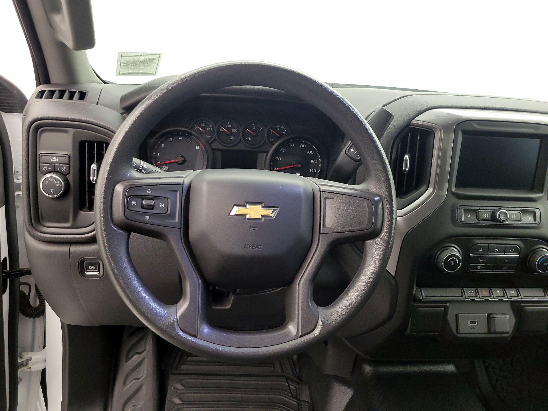 Thumbnail: 2020 Chevrolet Silverado 1500 - 10