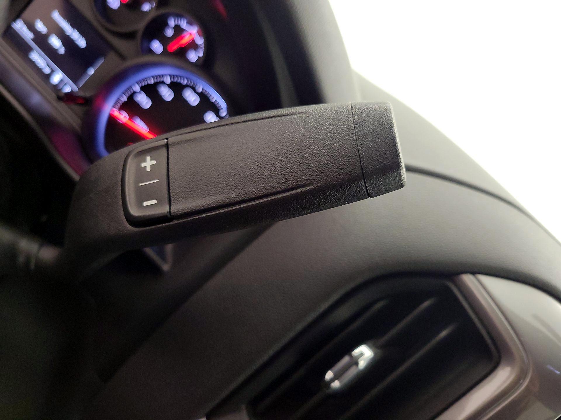 Thumbnail: 2020 Chevrolet Silverado 1500 - 17