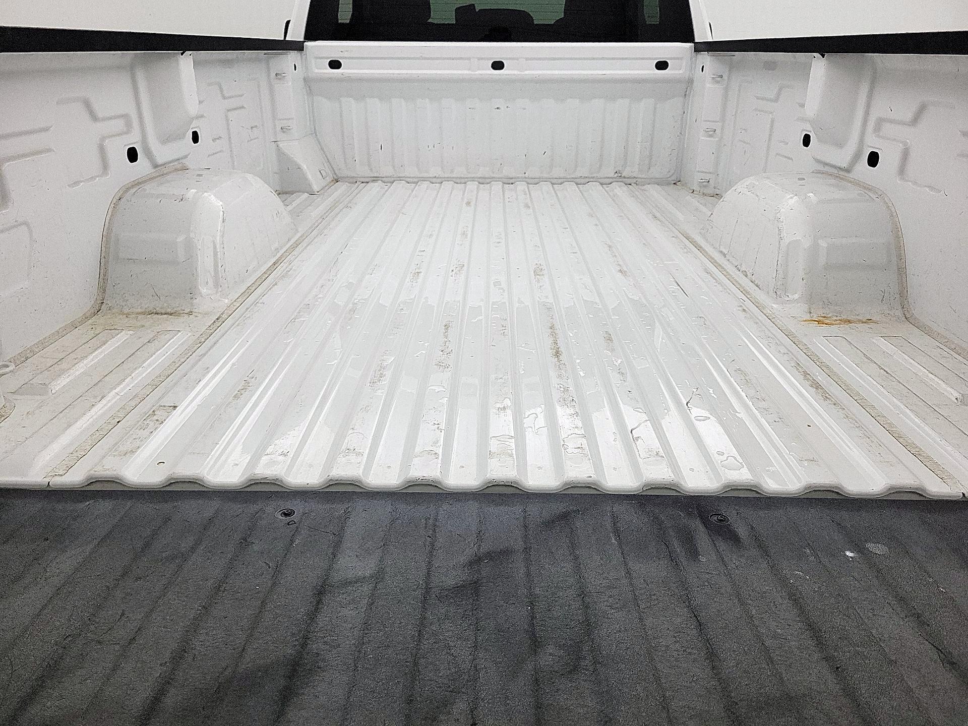 Thumbnail: 2020 Chevrolet Silverado 1500 - 19