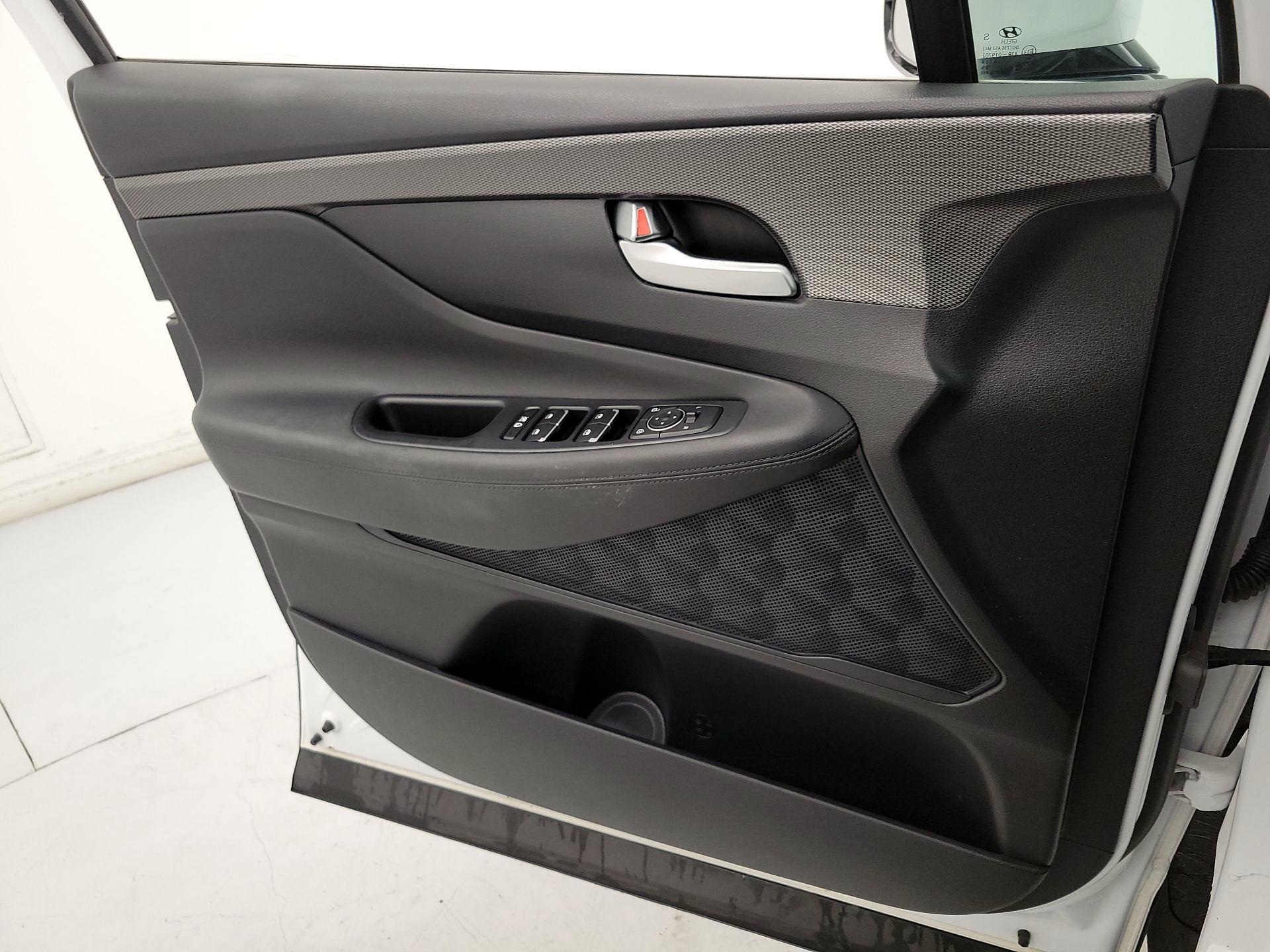 Thumbnail: 2020 Hyundai Santa Fe - 12