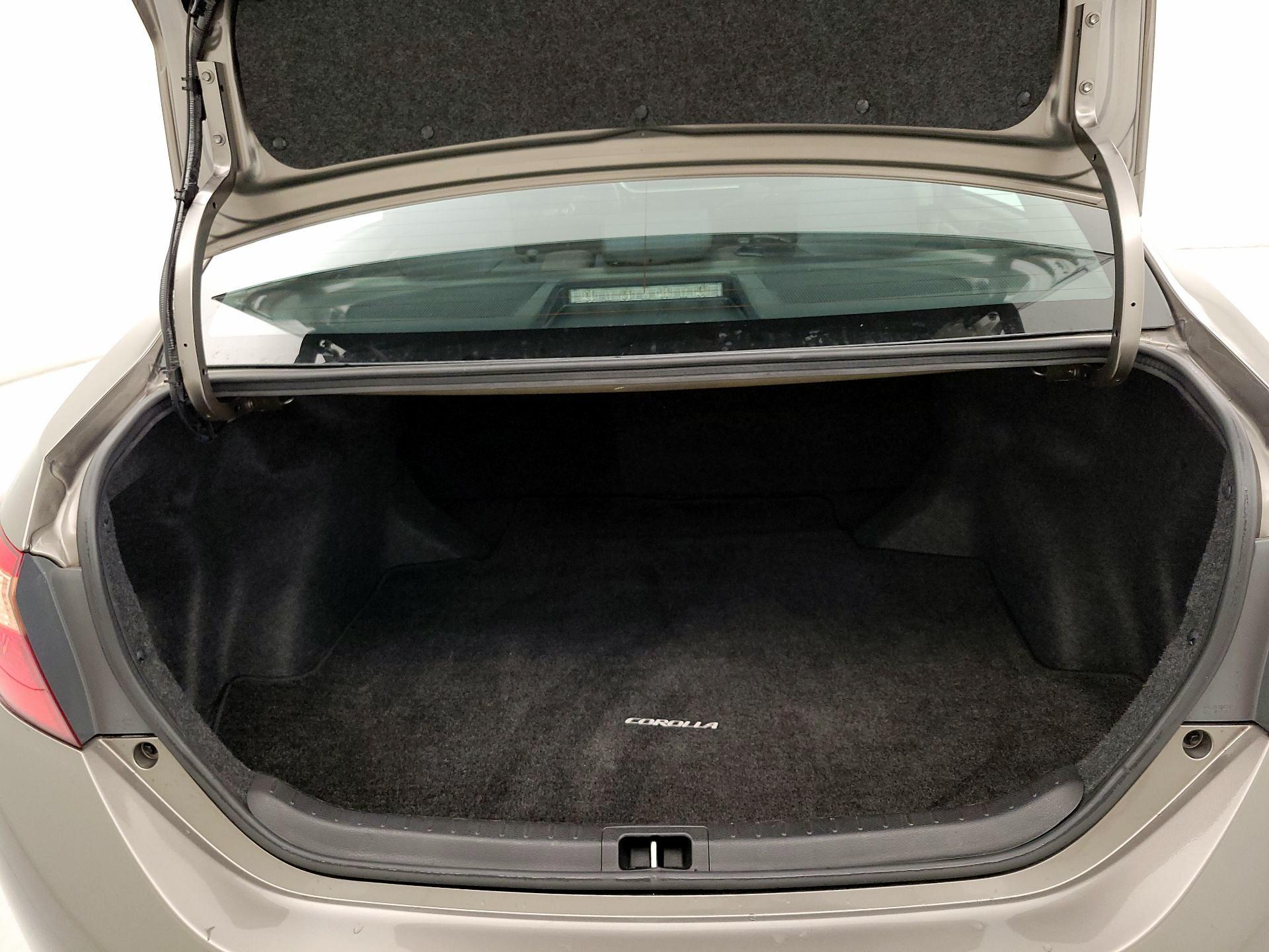 Thumbnail: 2019 Toyota Corolla - 19