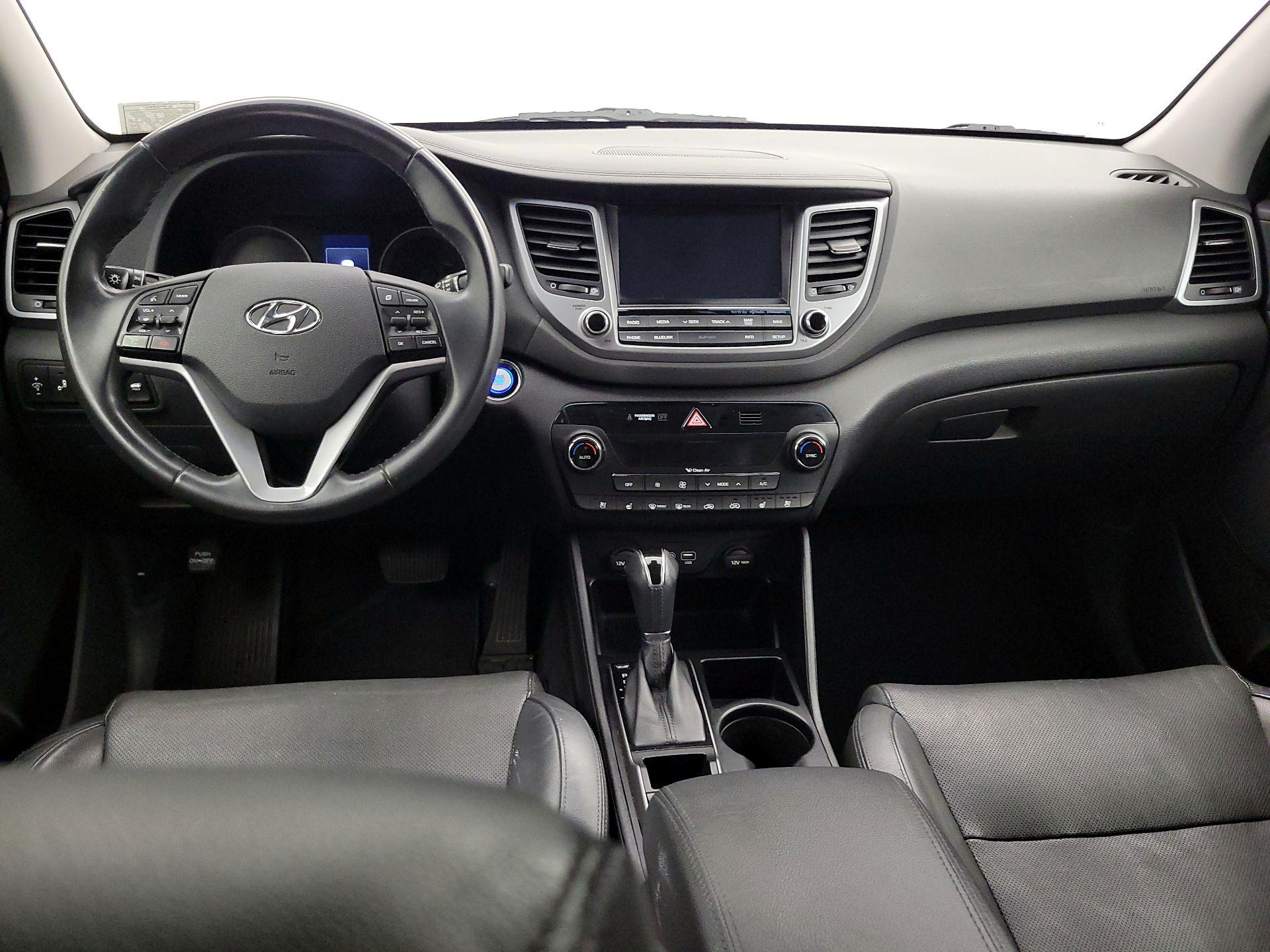 Thumbnail: 2017 Hyundai Tucson - 9