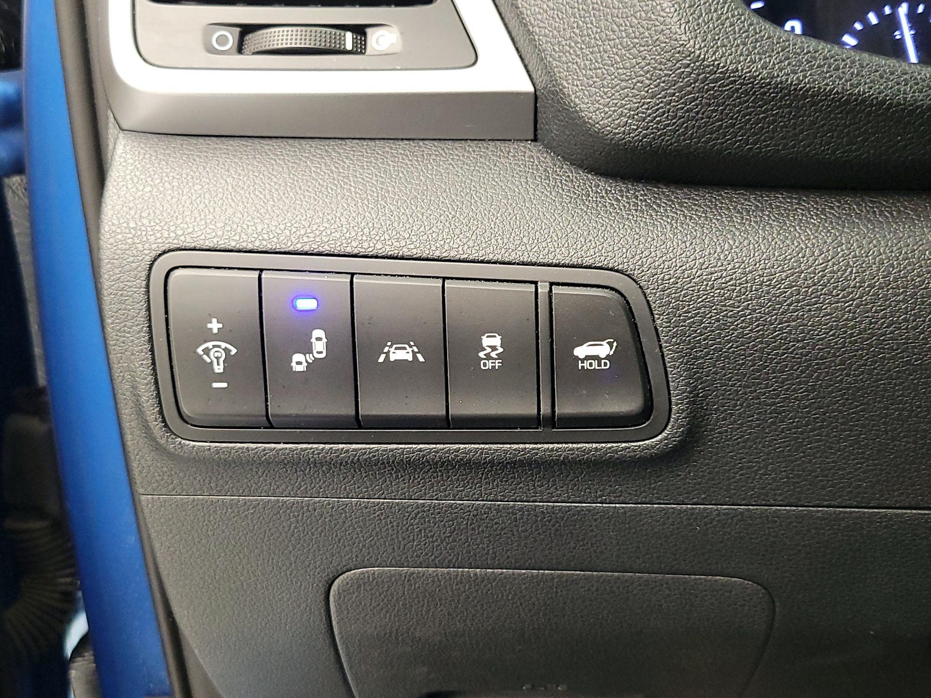 Thumbnail: 2017 Hyundai Tucson - 13