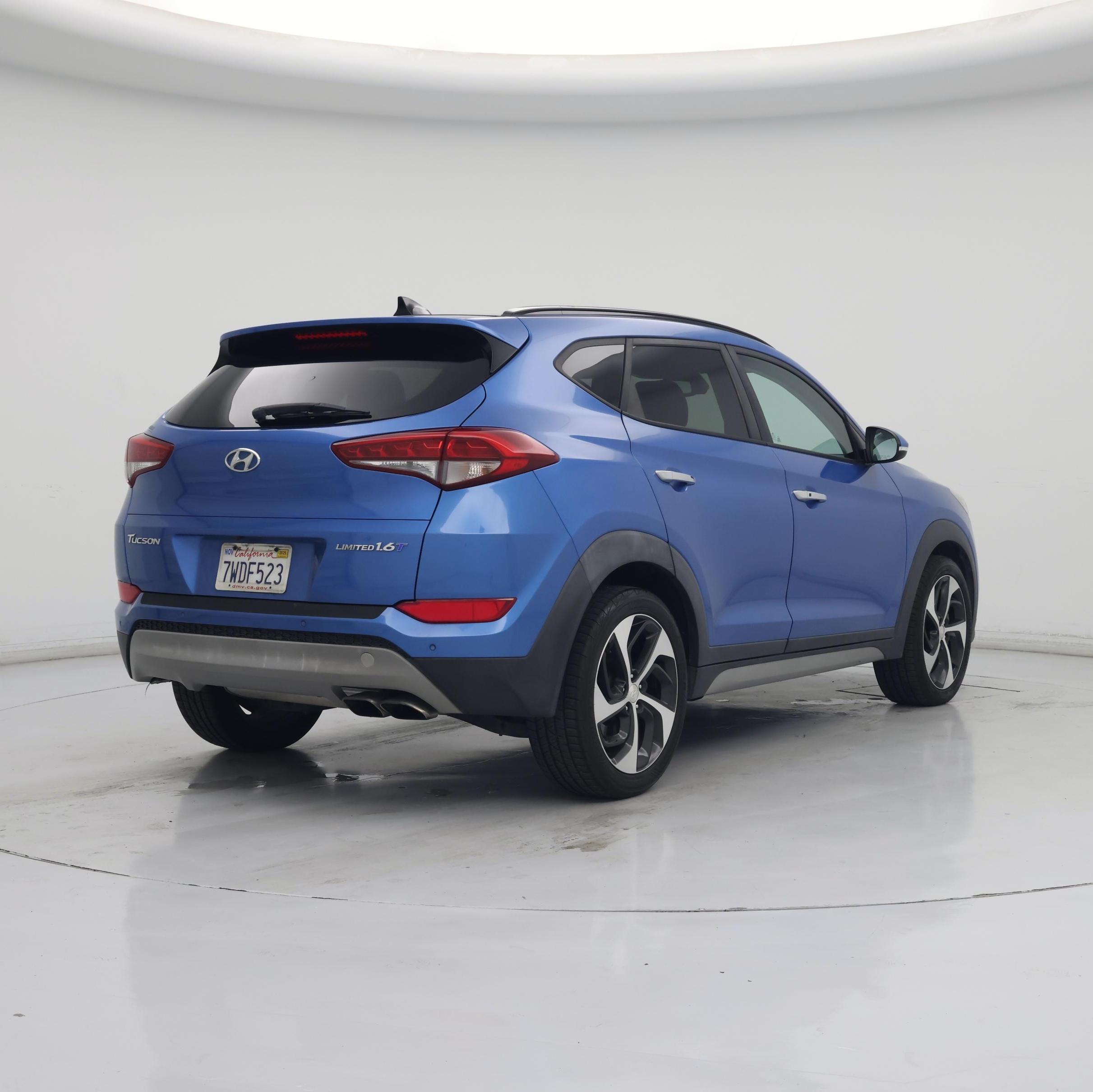 Thumbnail: 2017 Hyundai Tucson - 8