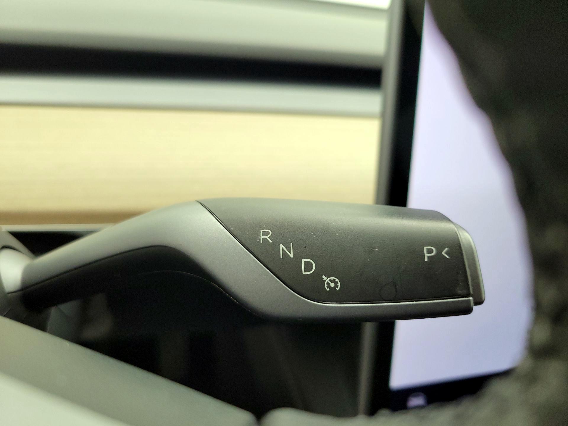 Thumbnail: 2023 Tesla Model 3 - 17