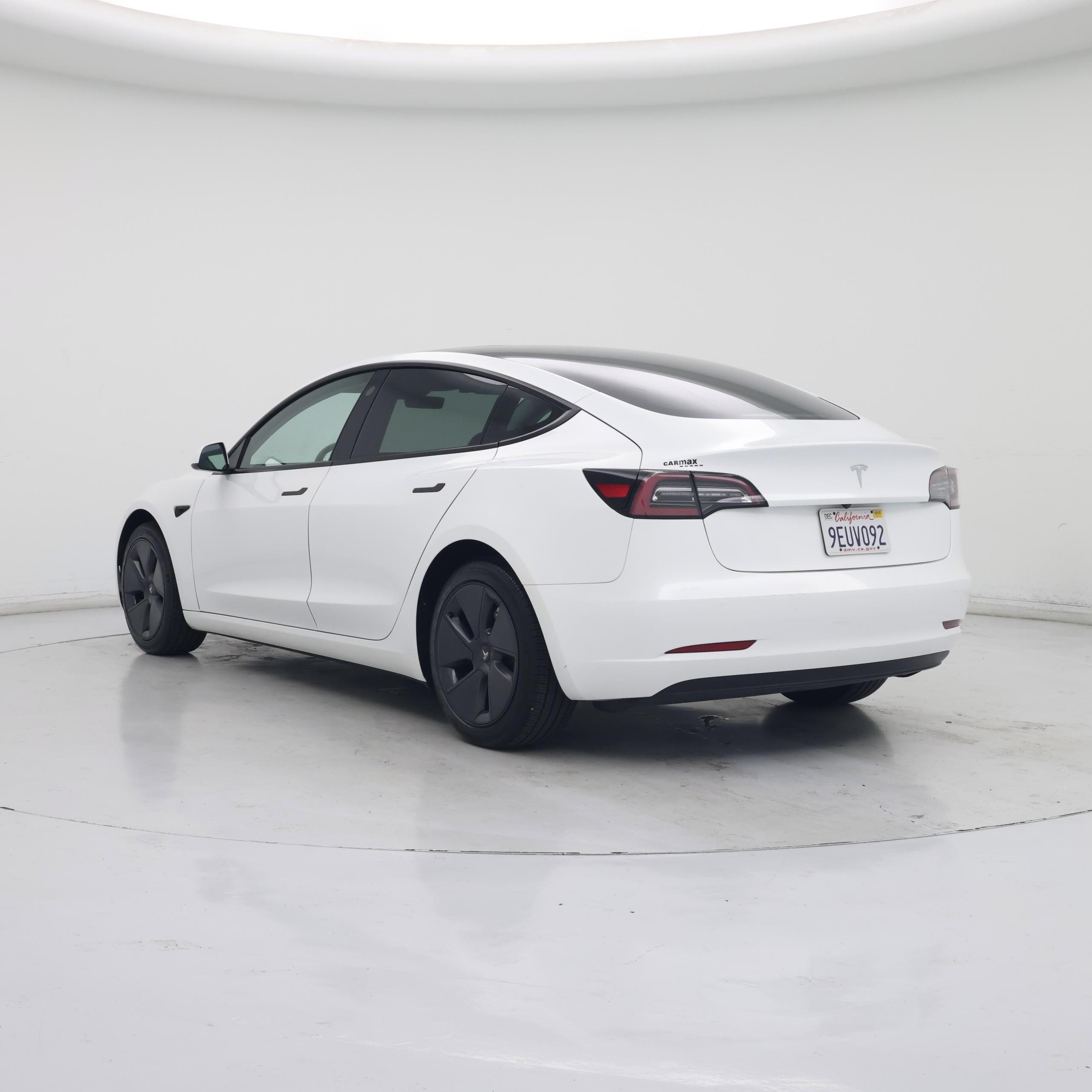 Thumbnail: 2023 Tesla Model 3 - 2