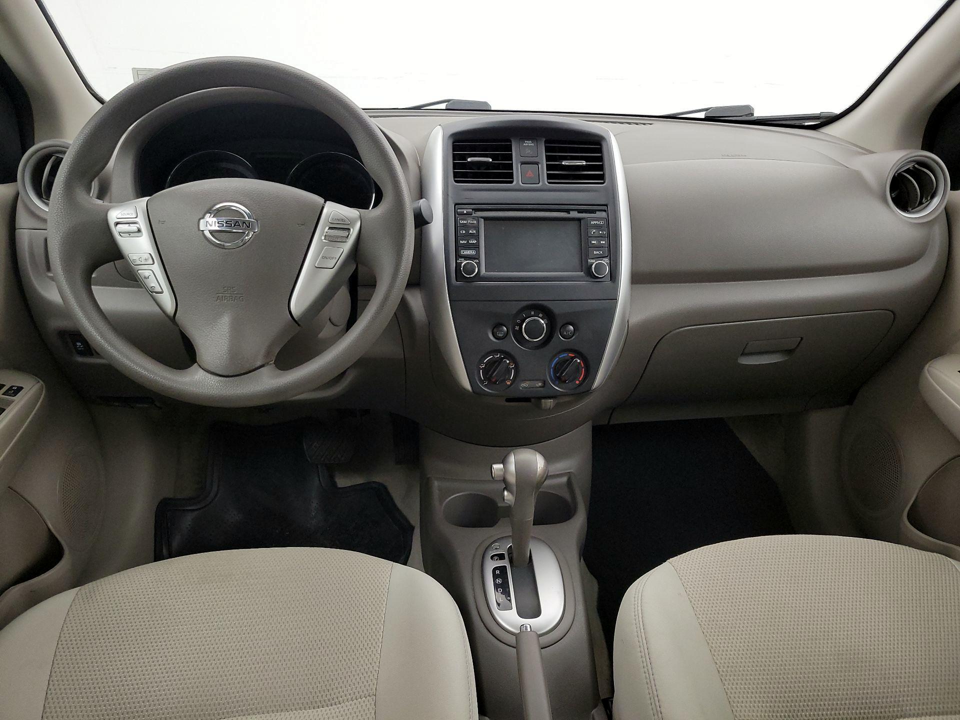 Thumbnail: 2015 Nissan Versa - 9