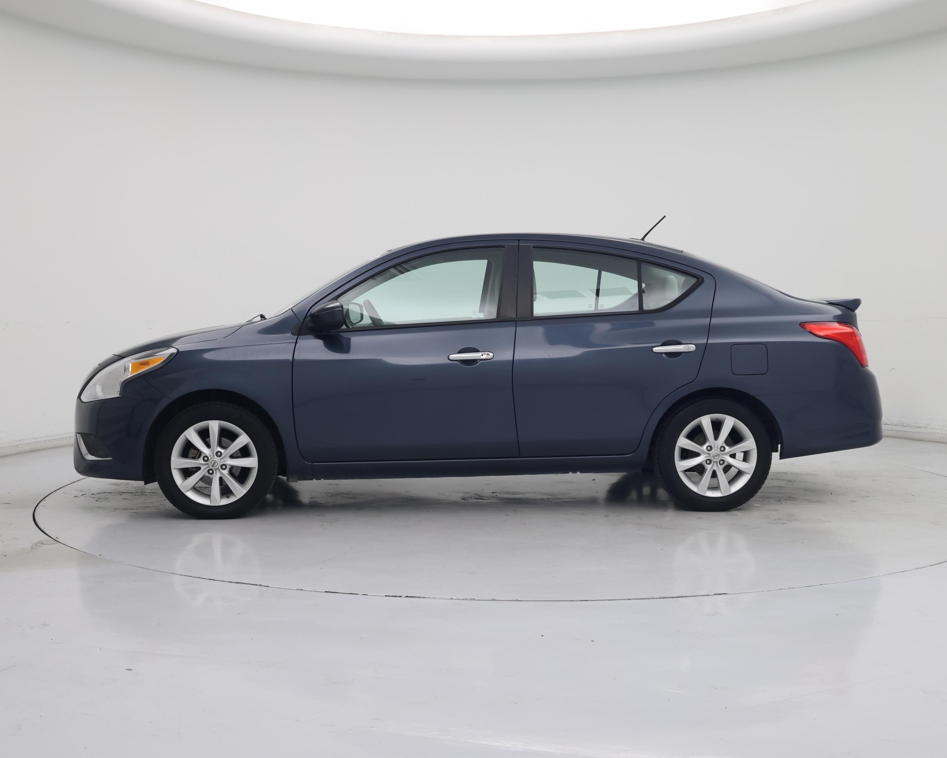 Thumbnail: 2015 Nissan Versa - 3