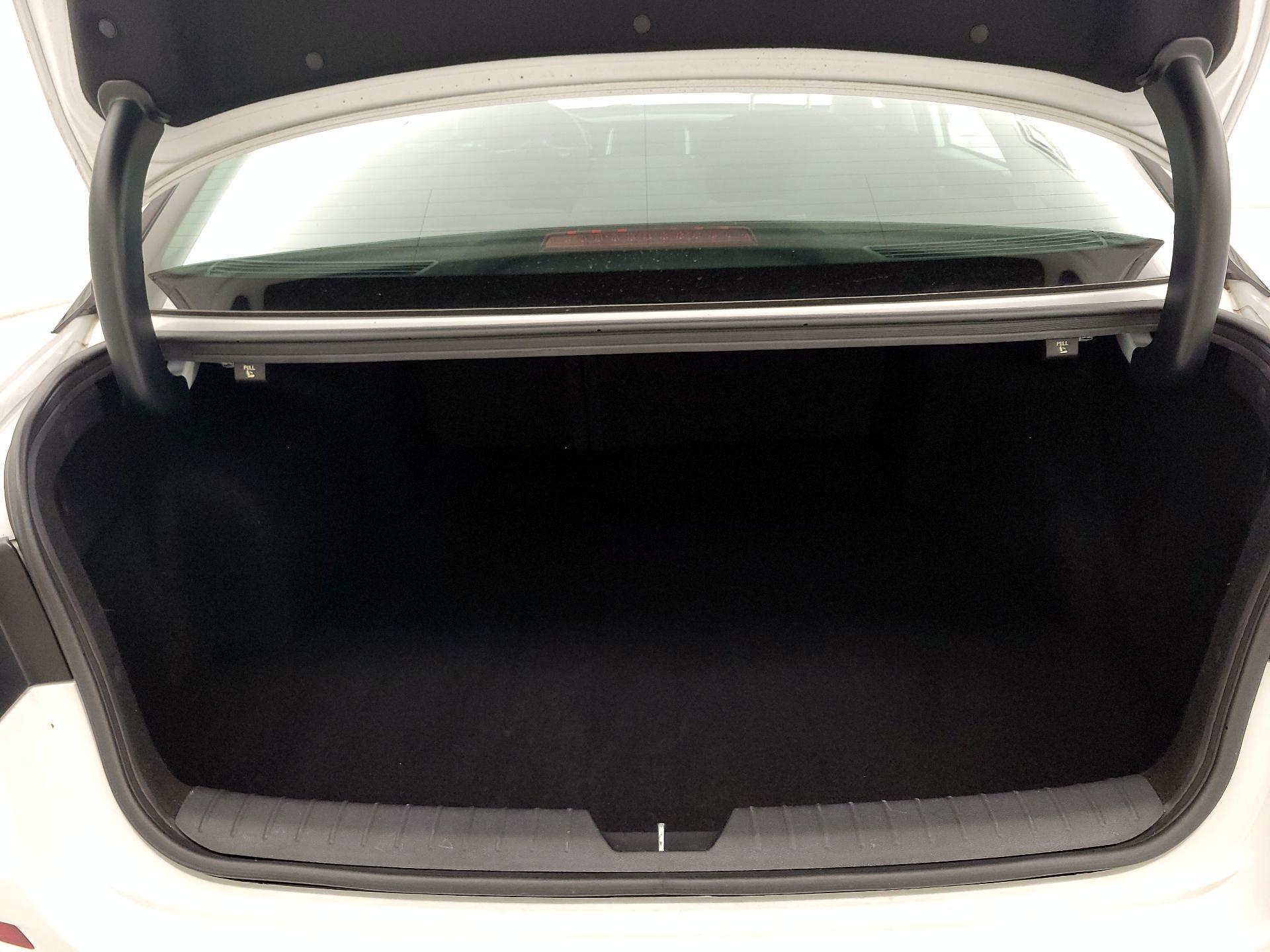 Thumbnail: 2020 Kia Optima - 19