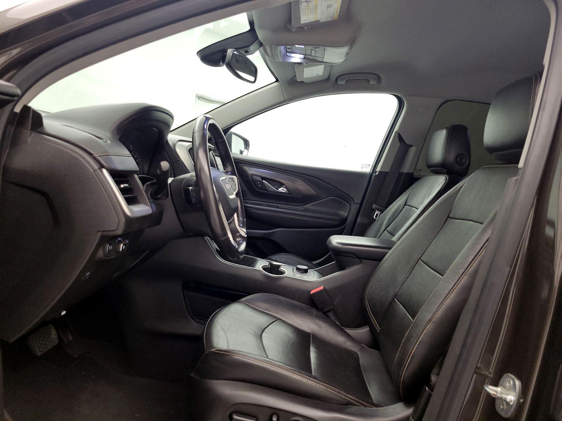 Thumbnail: 2020 GMC Terrain - 11