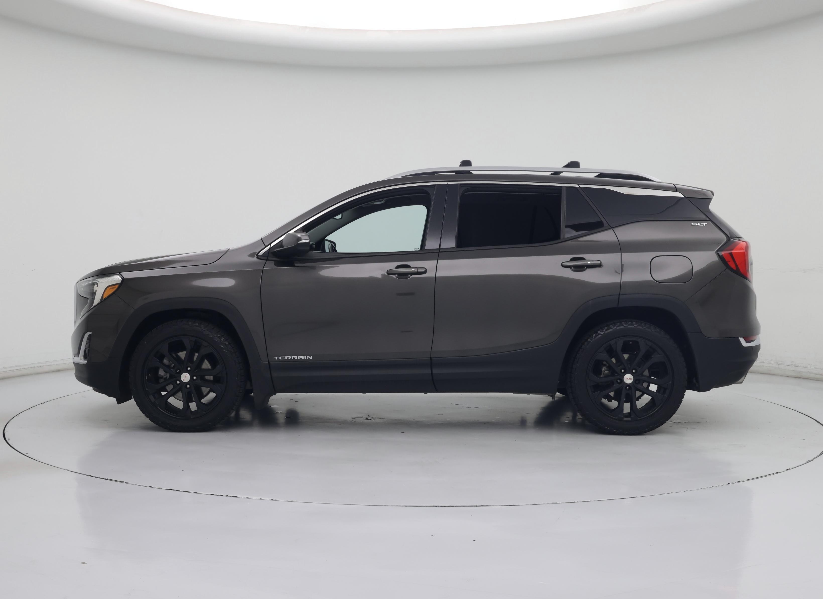 Thumbnail: 2020 GMC Terrain - 3