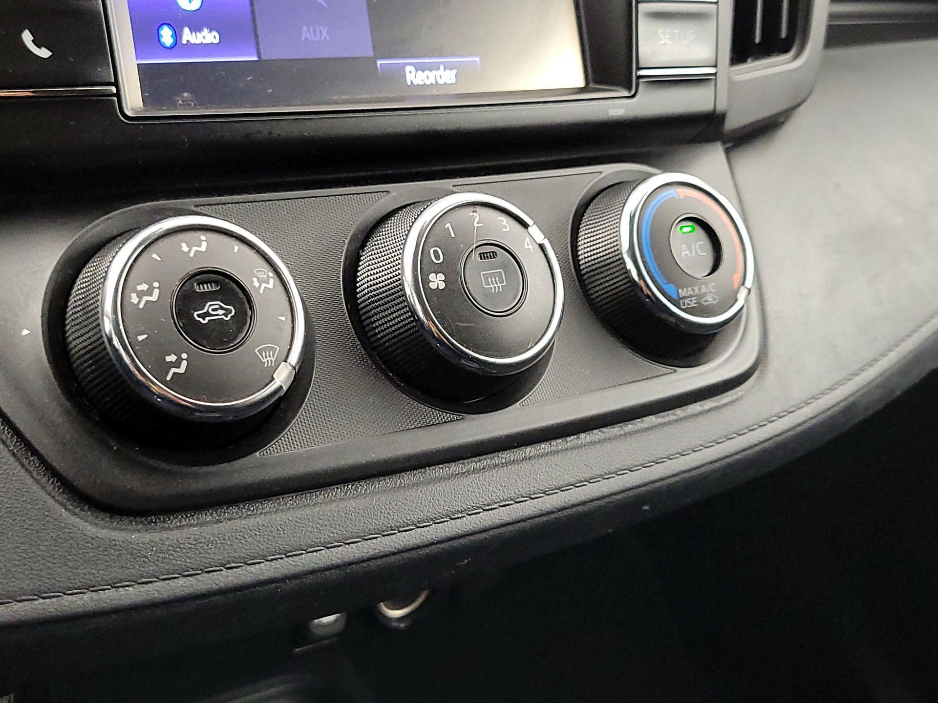 Thumbnail: 2017 Toyota RAV4 - 16