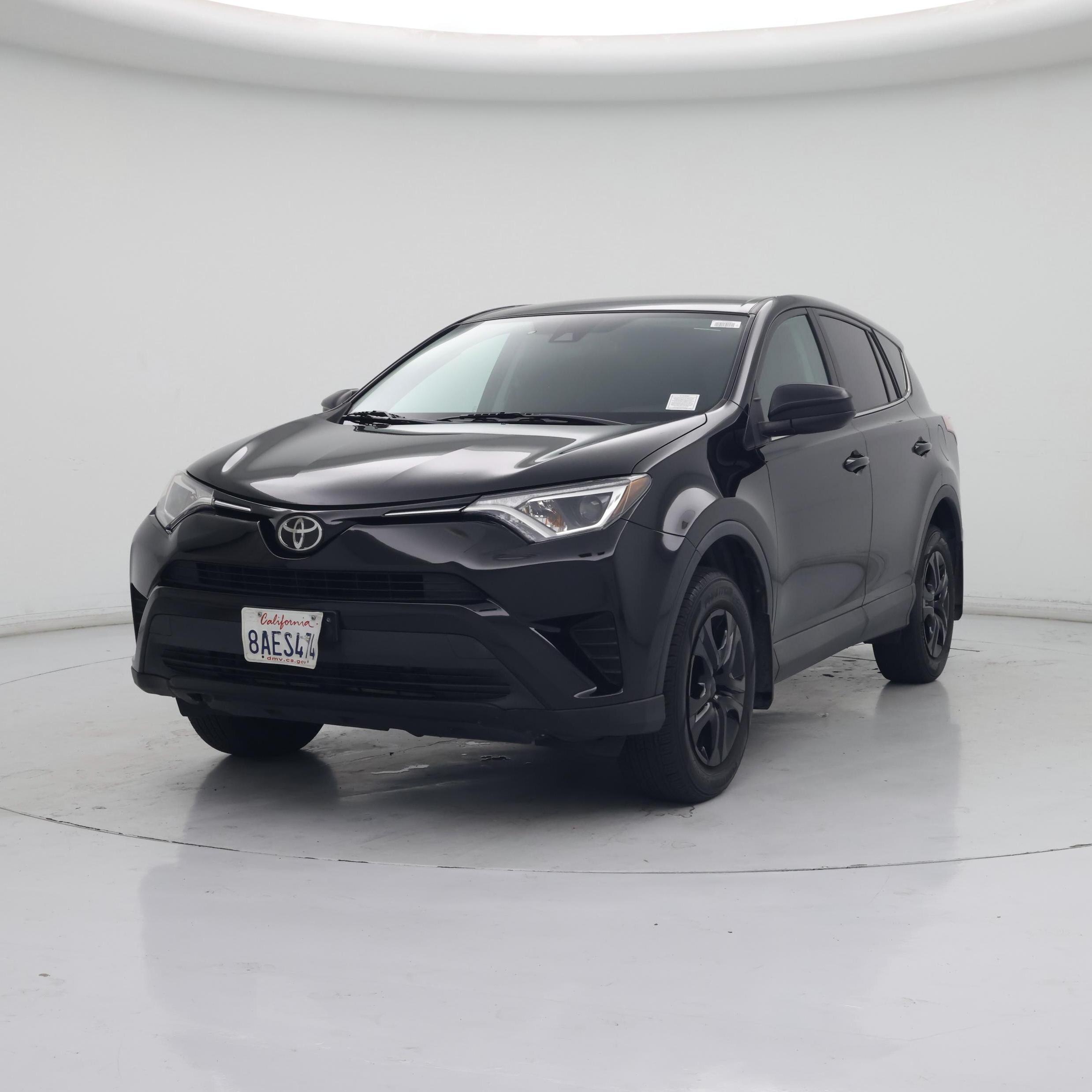 Thumbnail: 2017 Toyota RAV4 - 4