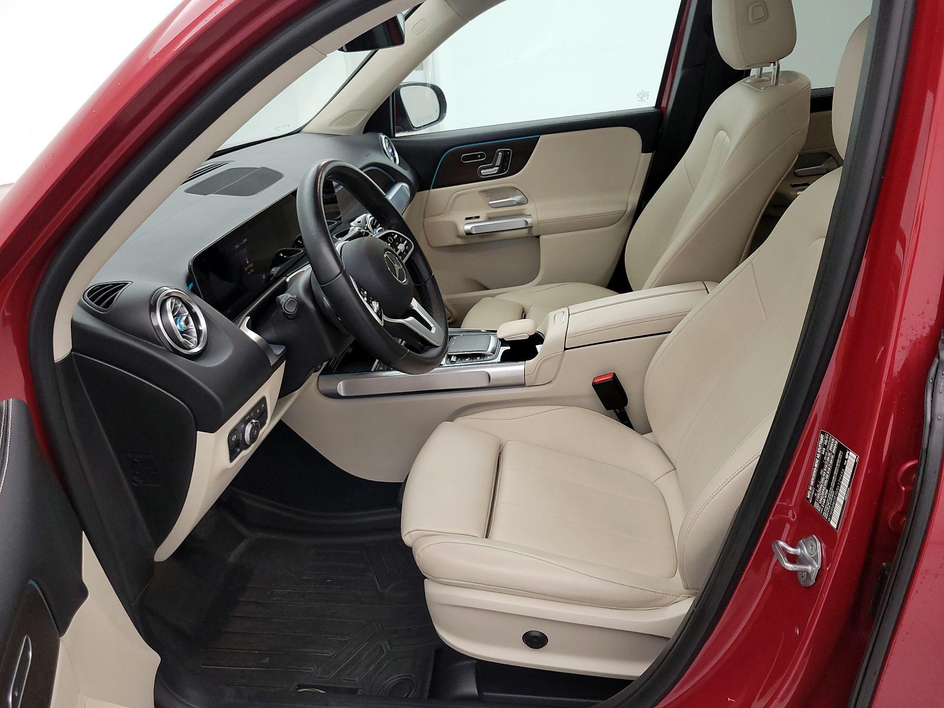 Thumbnail: 2021 Mercedes-Benz GLB - 11