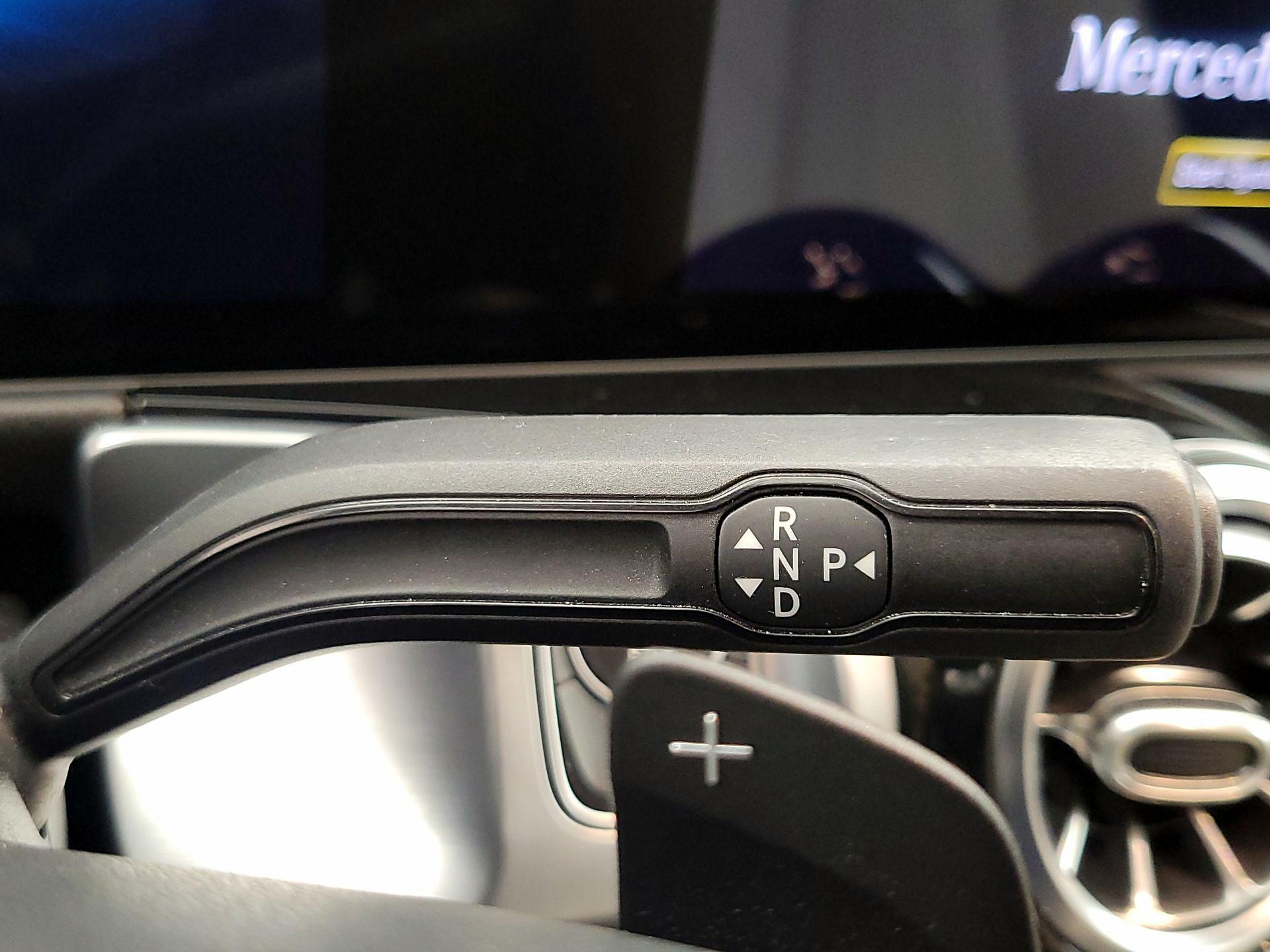 Thumbnail: 2021 Mercedes-Benz GLB - 17