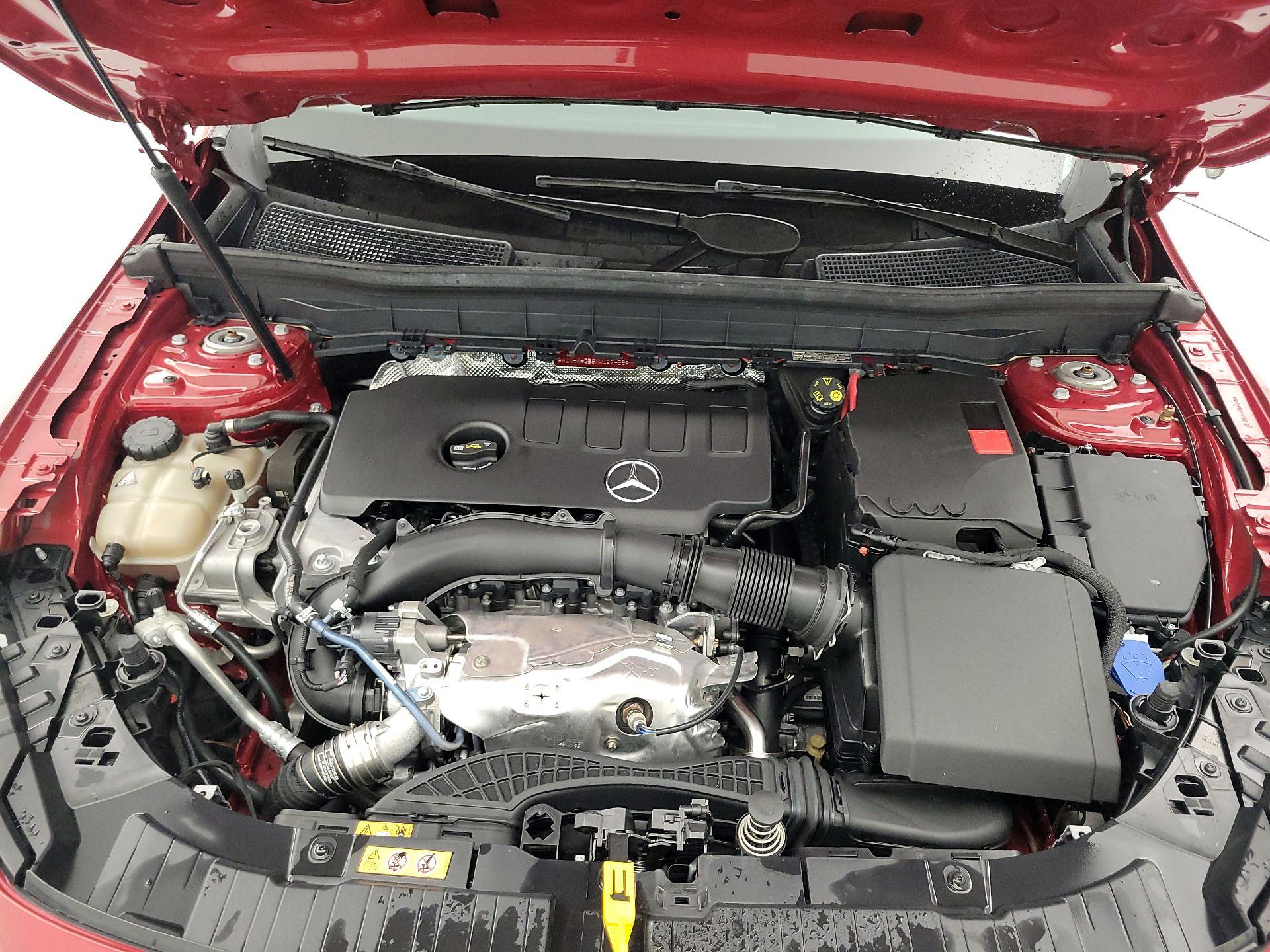 Thumbnail: 2021 Mercedes-Benz GLB - 20