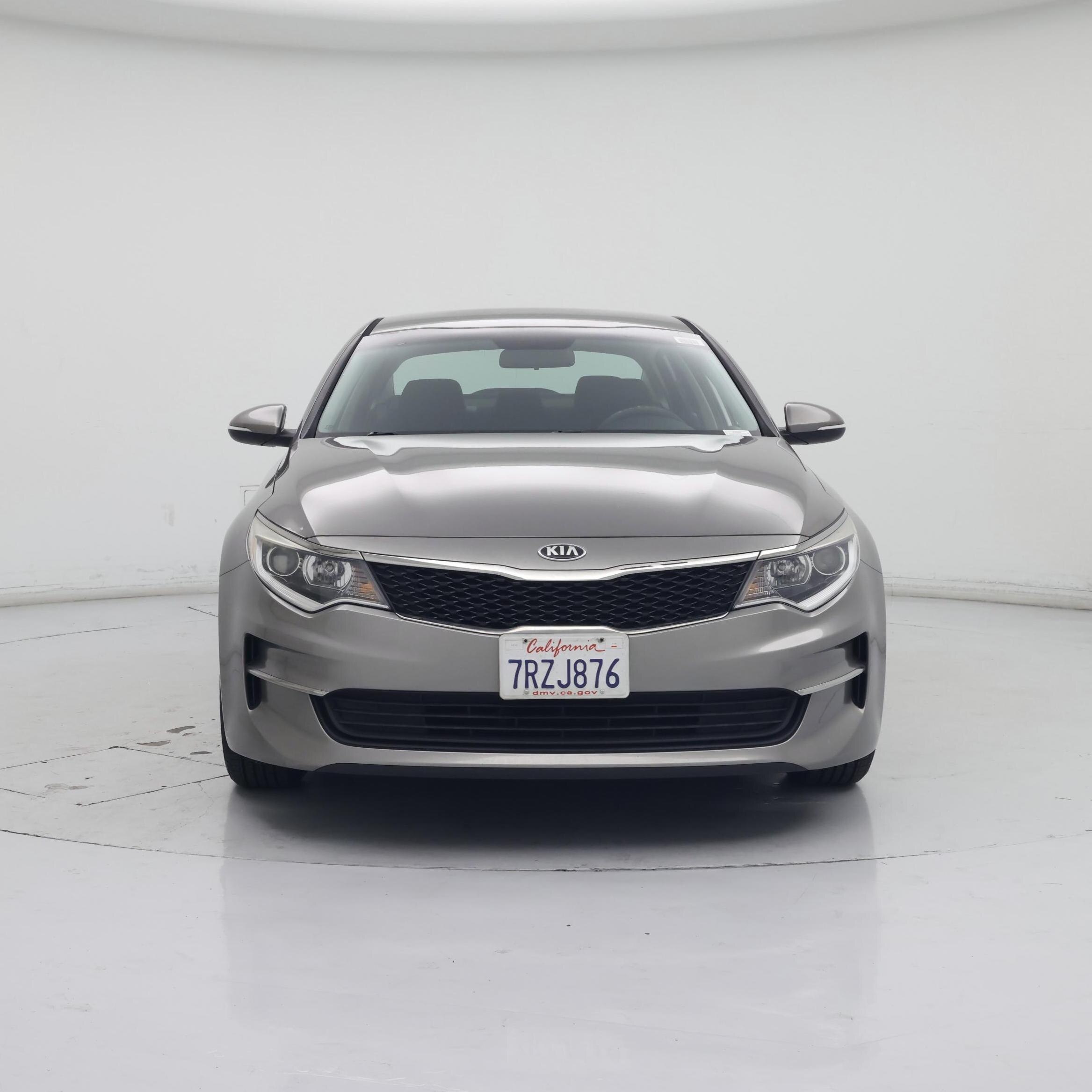 Thumbnail: 2016 Kia Optima - 5