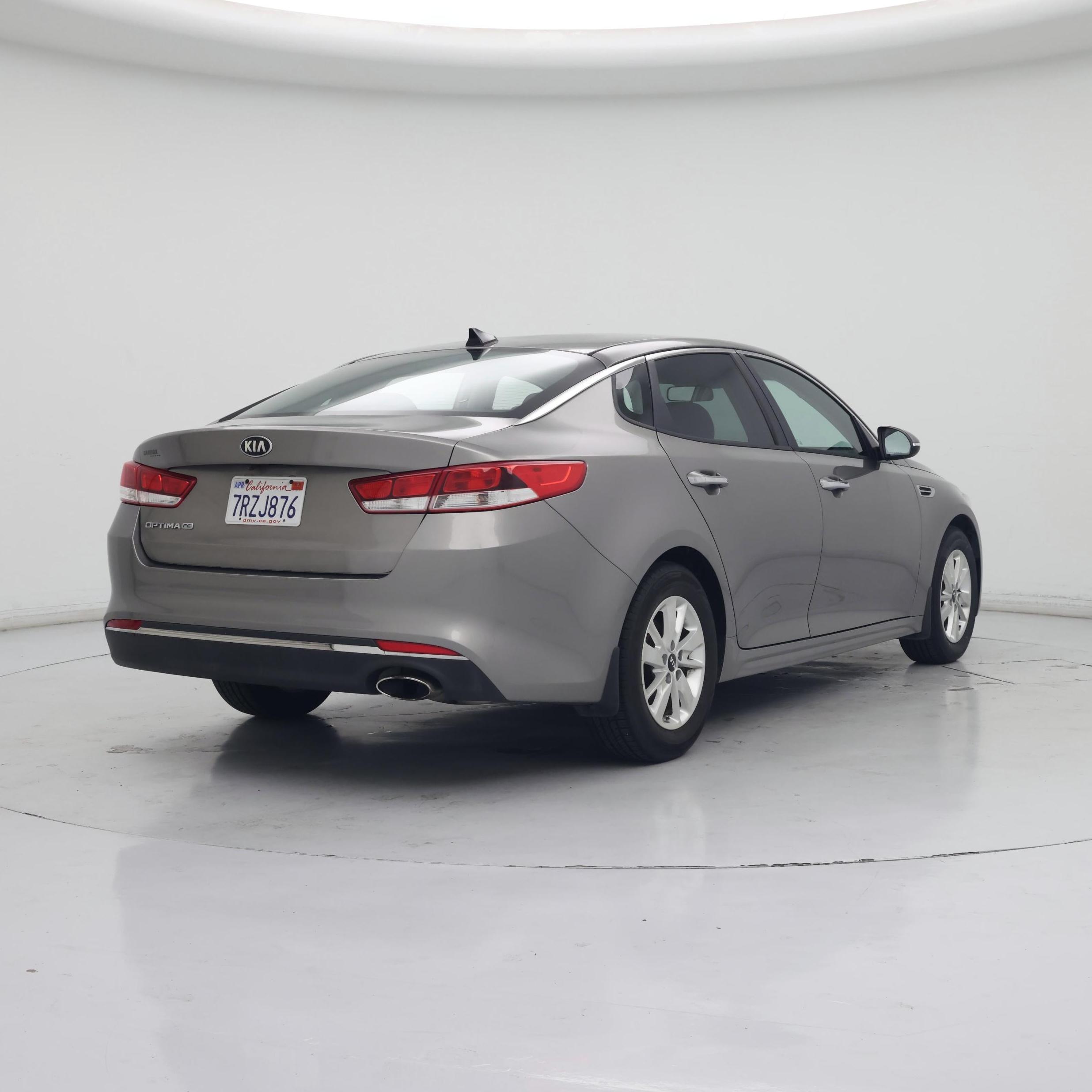 Thumbnail: 2016 Kia Optima - 8