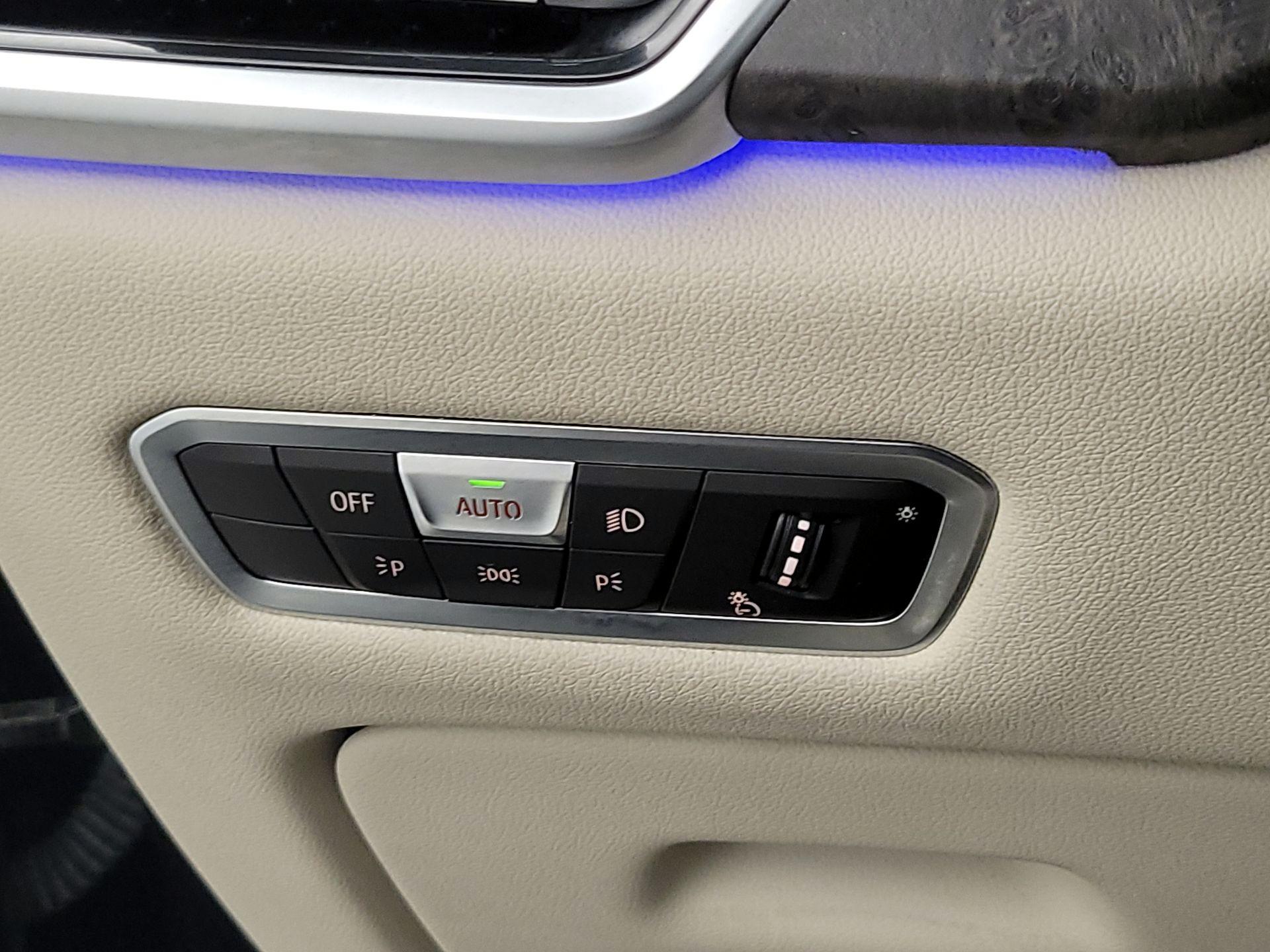 Thumbnail: 2022 BMW X5 - 13