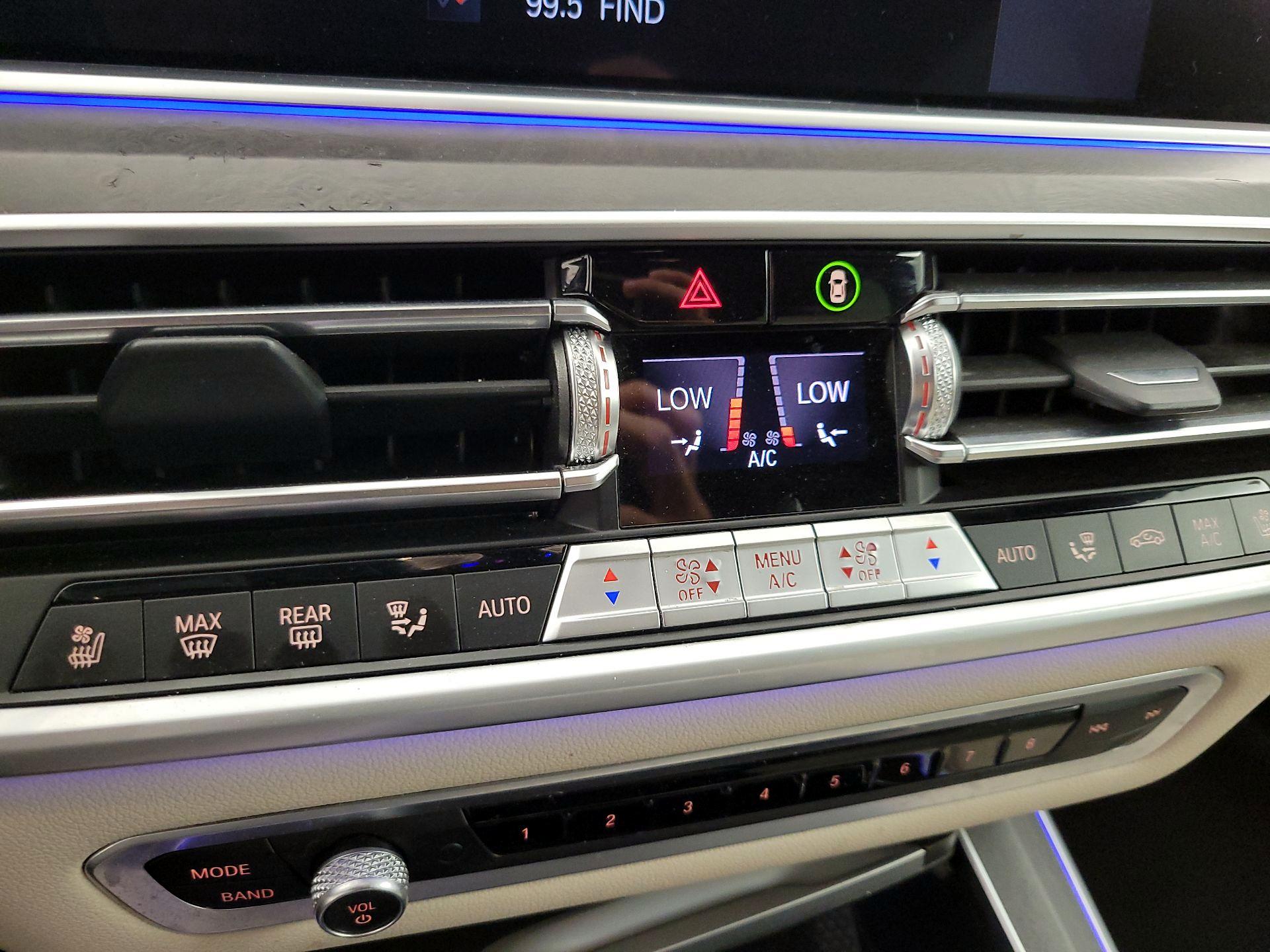 Thumbnail: 2022 BMW X5 - 17