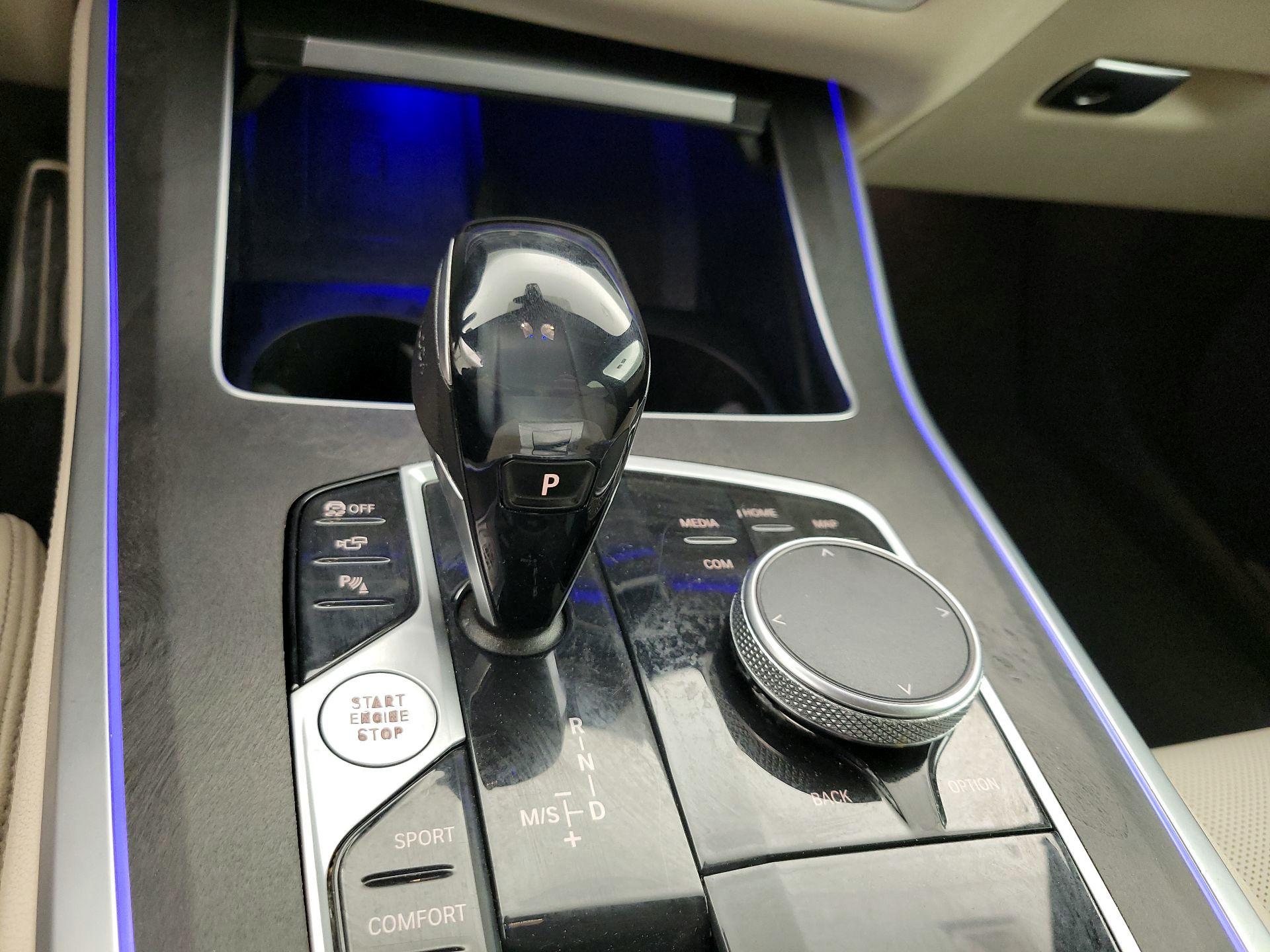 Thumbnail: 2022 BMW X5 - 18